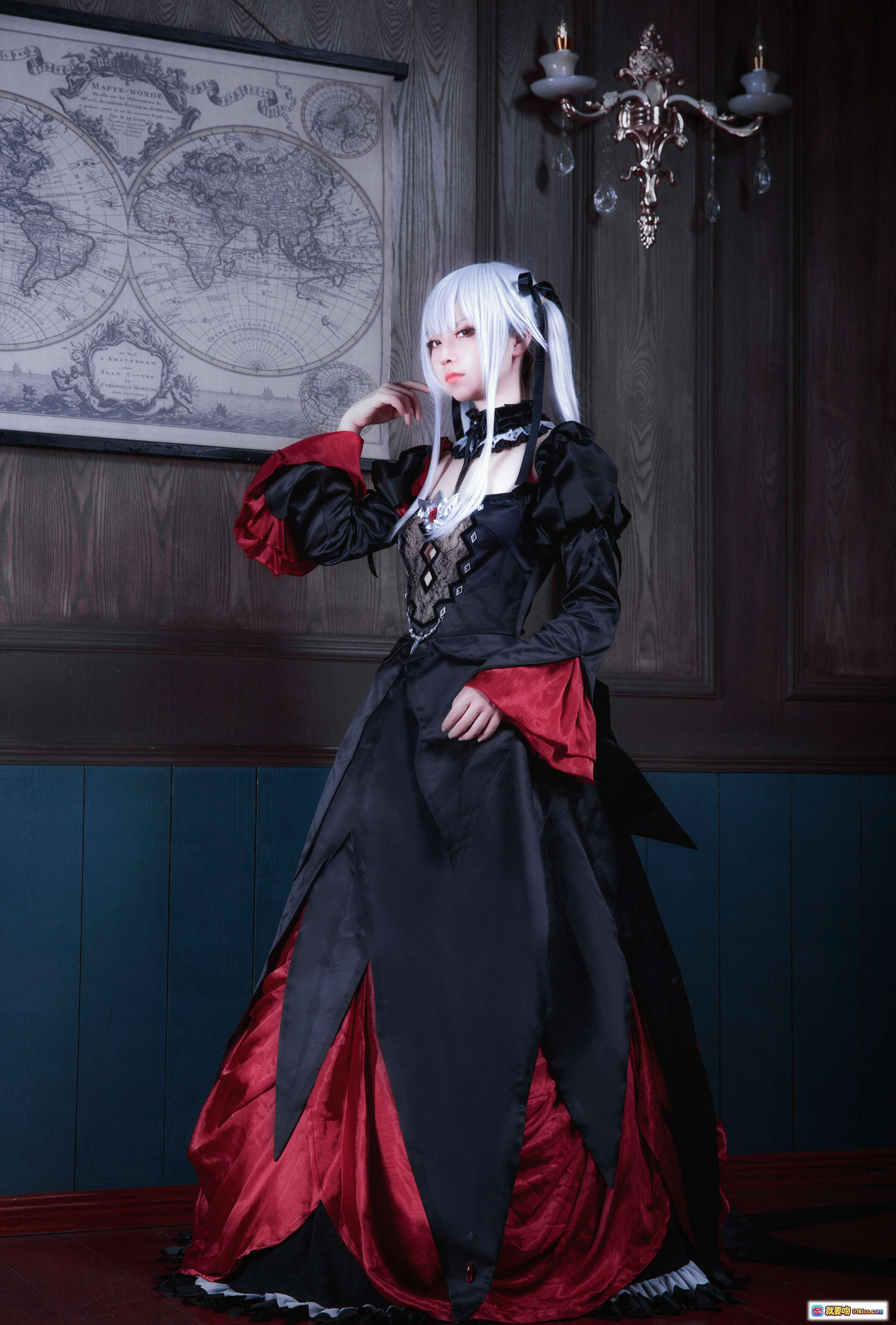 图片[6] - G44不会受伤 NO.019 雾枝长裙Cosplay 白发黑丝红裙哥特风写真 13P高清图集 - 就要吻