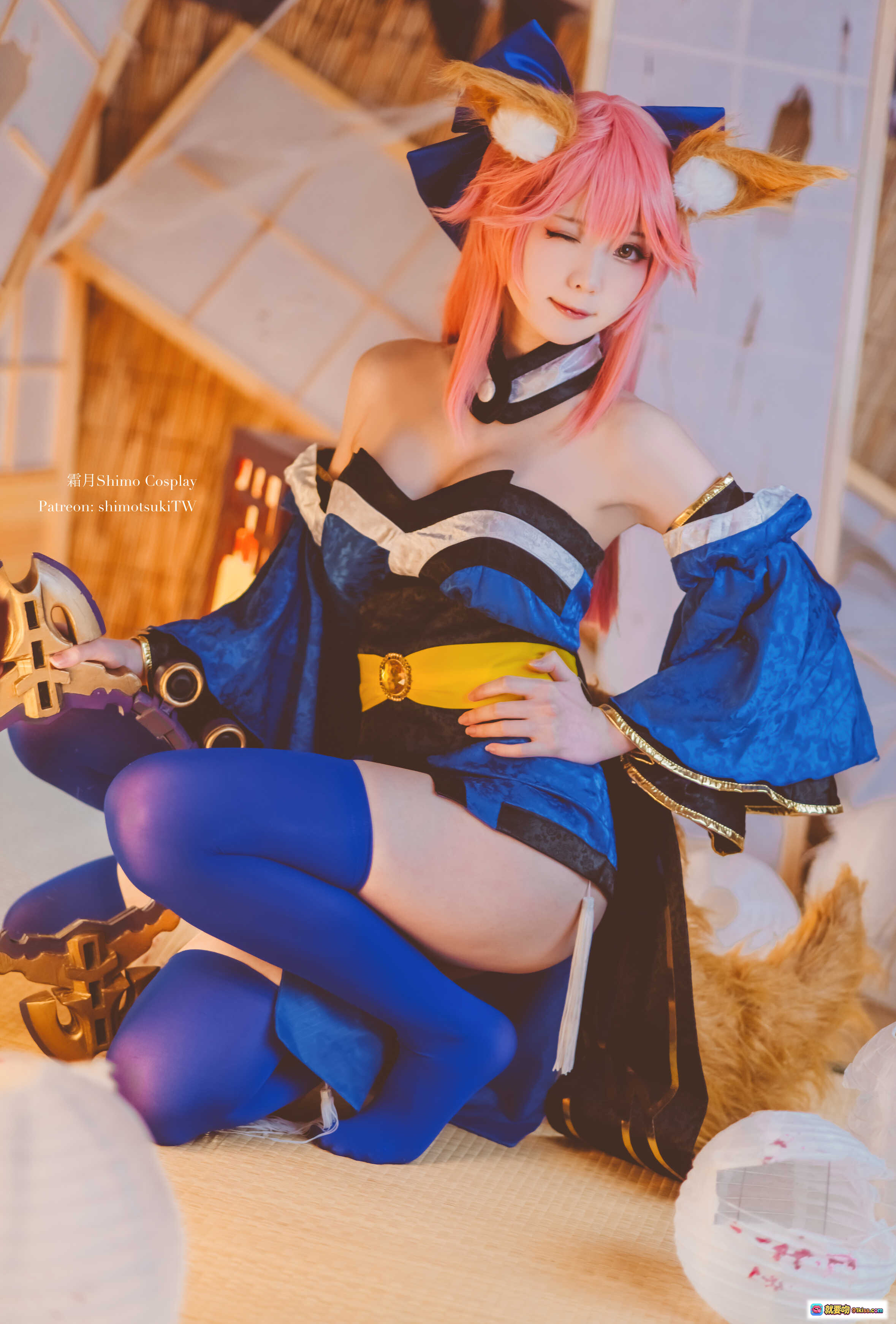 图片[5] - 霜月shimo玉藻前Cosplay写真 | 粉发狐耳蓝裙和风场景 | 日式神社装饰道具 | 高清15P摄影集 - 就要吻