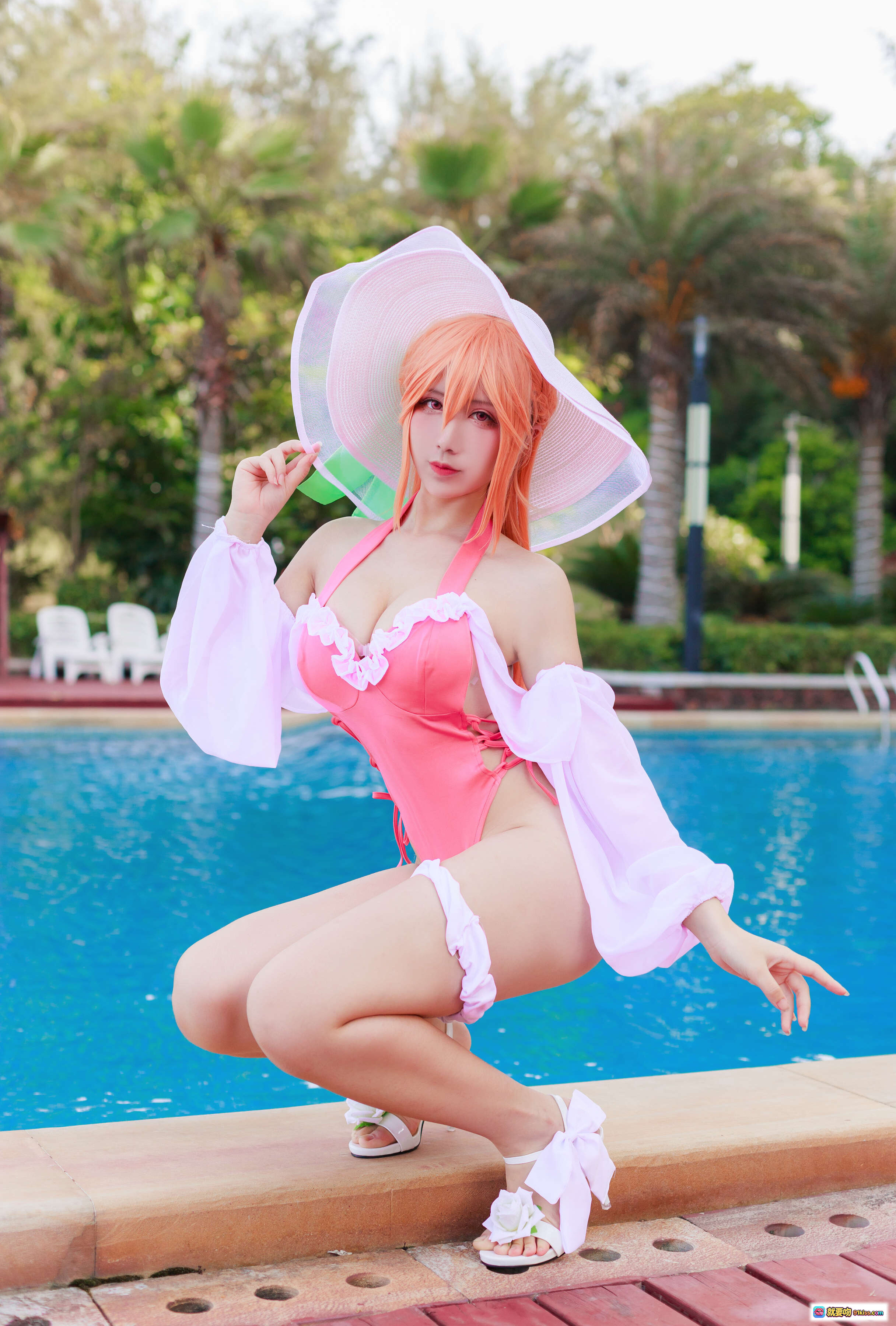 图片[10] - 九曲Jean NO.038 黎塞留泳装COS写真｜粉色比基尼+宽檐帽泳池边美腿写真25P - 就要吻