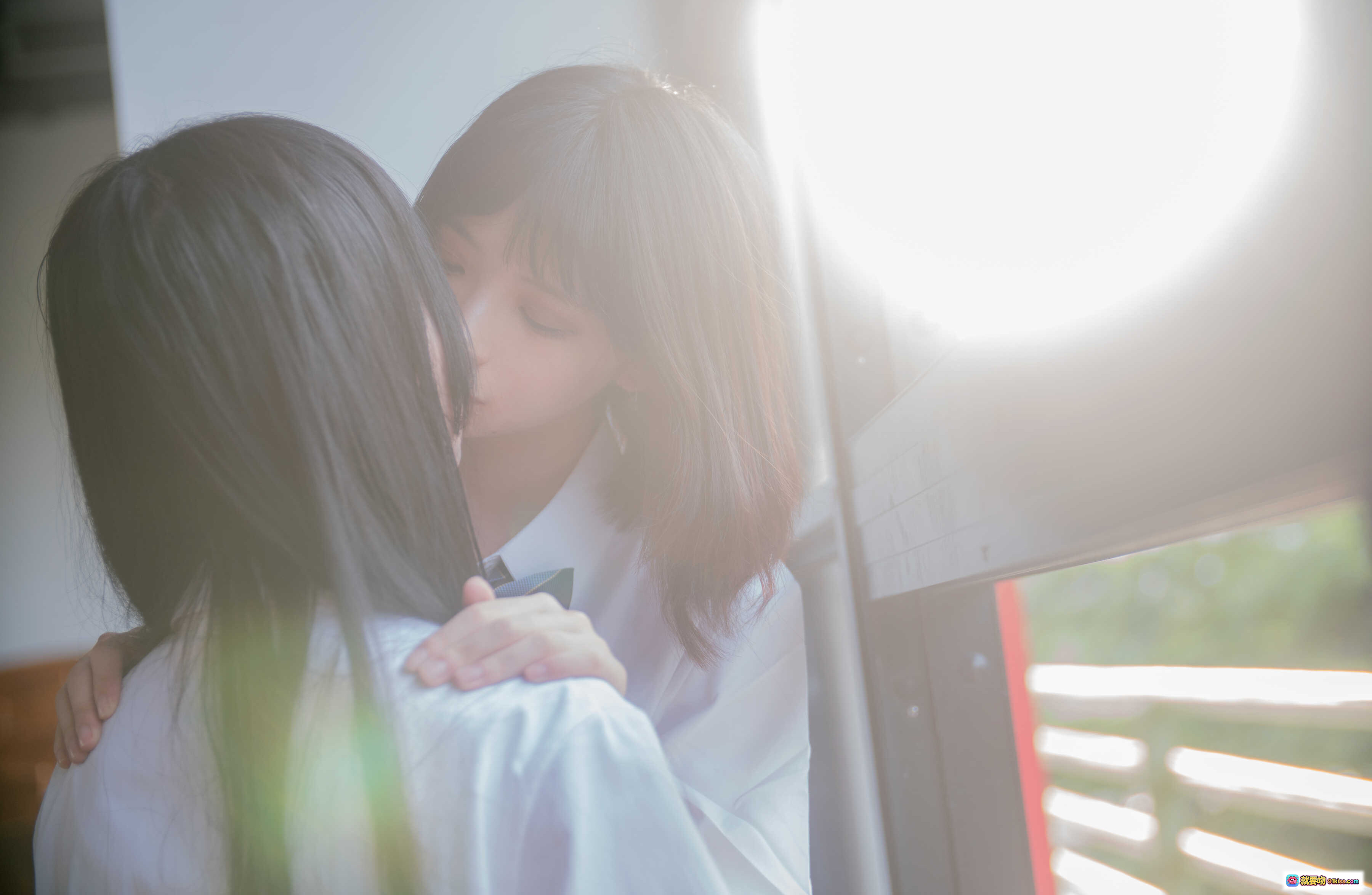 图片[7] - 桜桃喵004×疯猫ss_JK百合校园写真 43P高清美腿黑丝白袜制服少女双人互动场景 - 就要吻