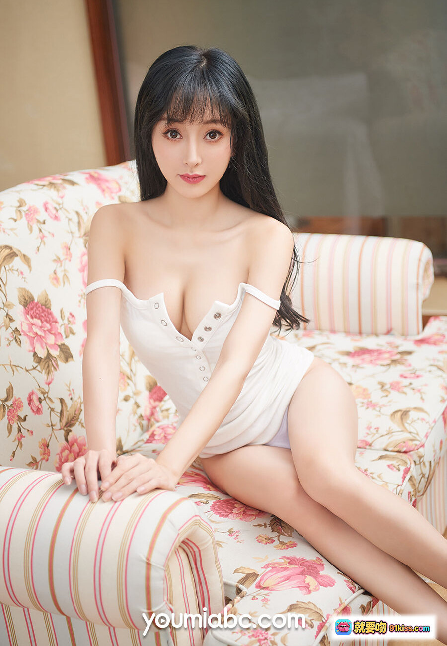 图片[3] - 邻家小妹李纤纤白色吊带深V性感写真 – YouMi尤蜜2020.02.12高清美图 - 就要吻