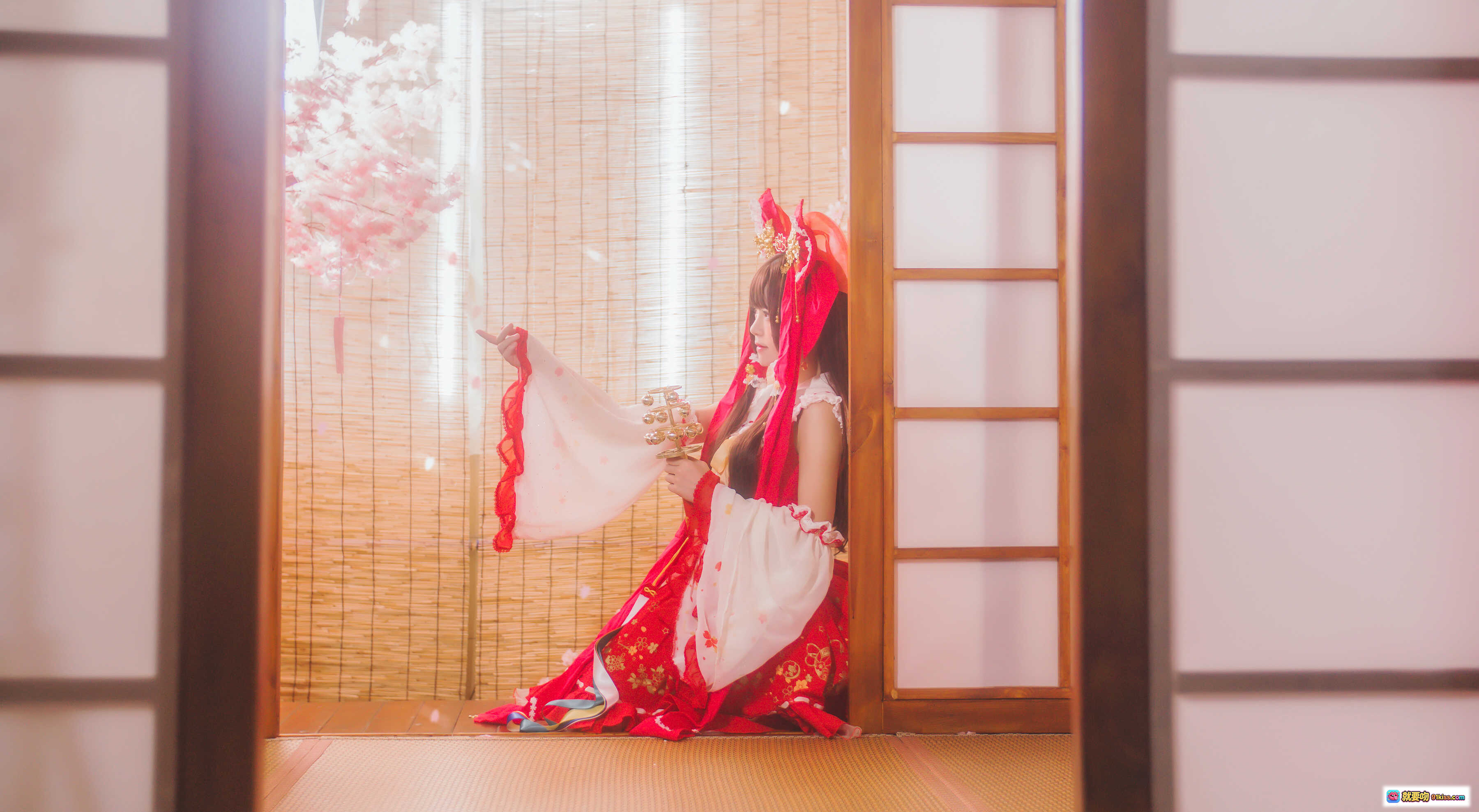 图片[3] - 桜桃喵灵梦COS新年限定和风红白巫女服 45P高清写真集 甜美少女日系古风摄影 - 就要吻