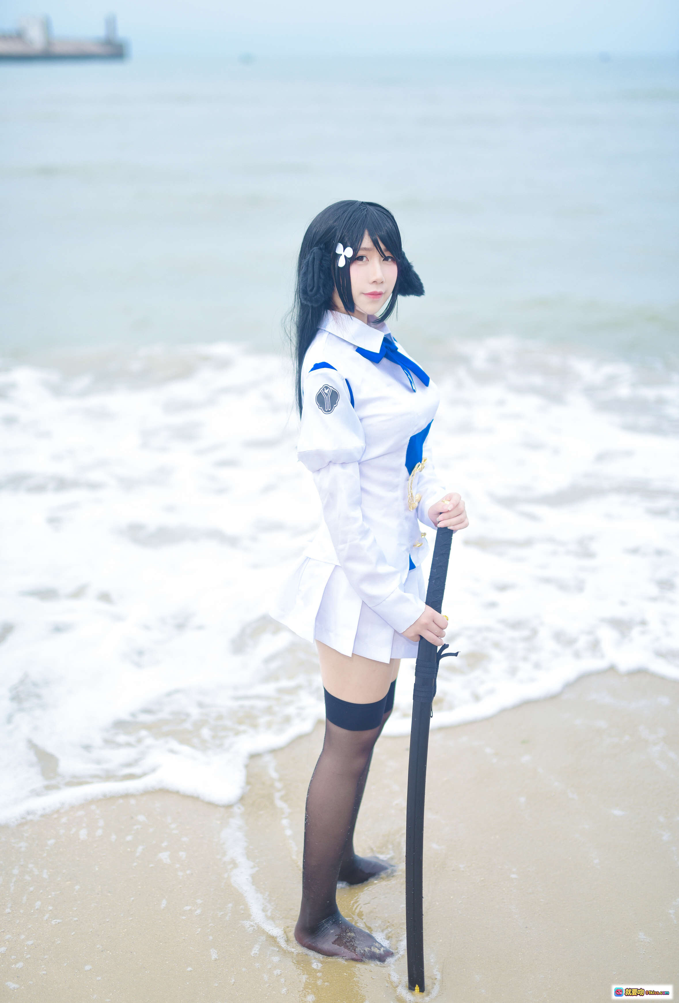 图片[8] - 九曲Jean NO.005 碧蓝航线比睿cosplay海边岩石写真 白色水手服黑丝长腿持刀造型 - 就要吻