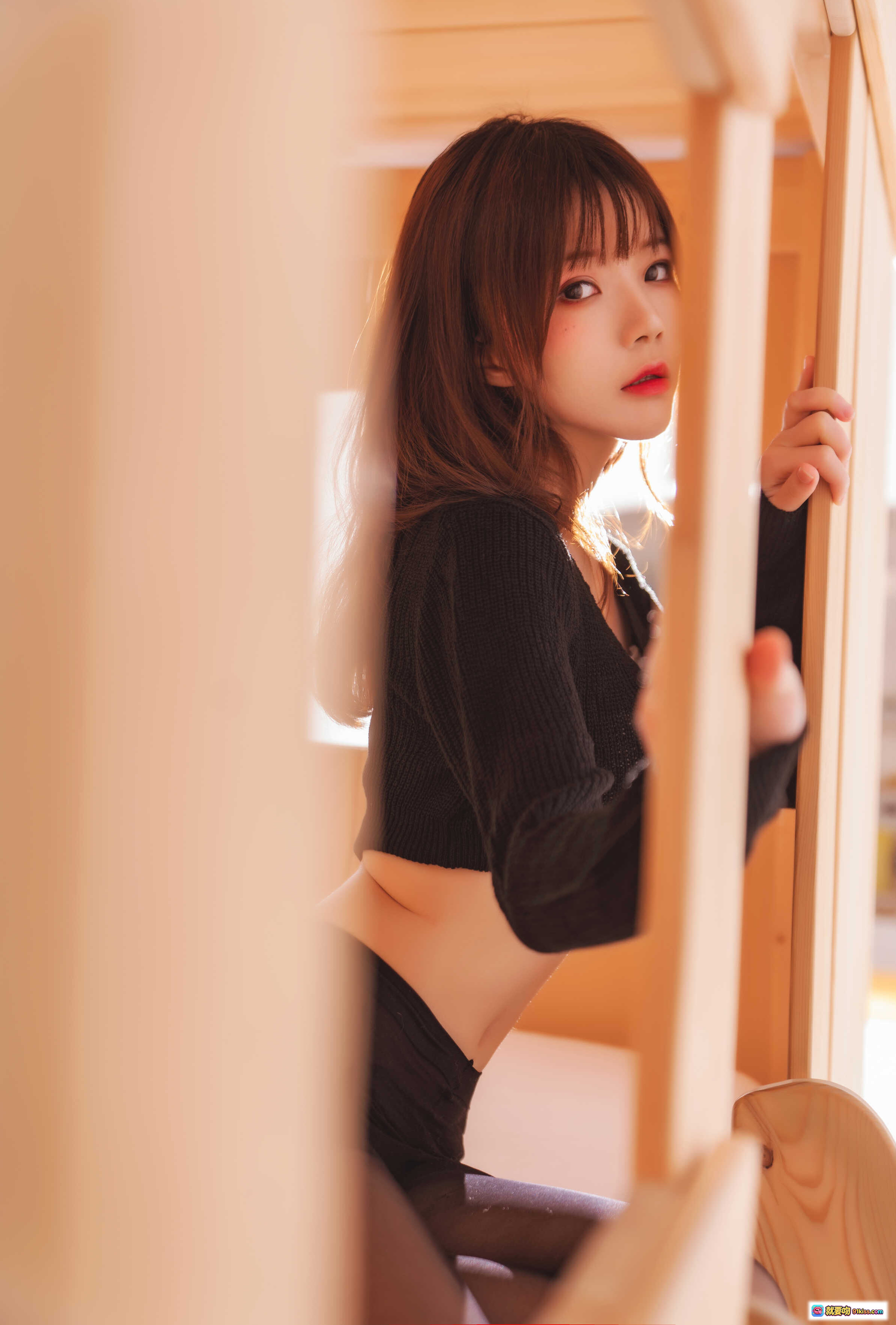 图片[7] - 桜桃喵062小黑丝美腿特写｜黑丝袜足部细节｜性感私房写真32P高清图集 - 就要吻