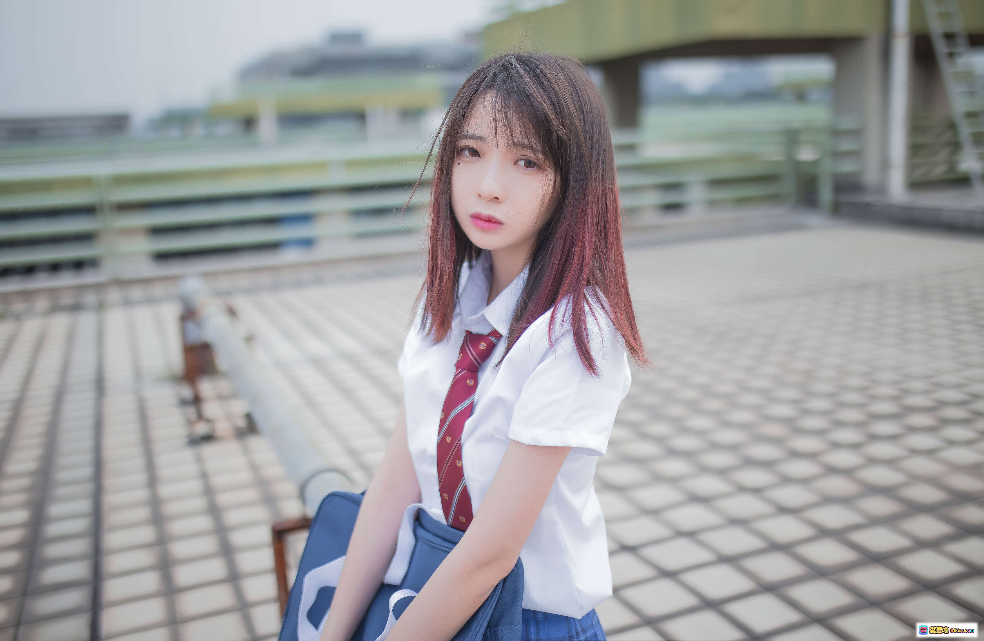 图片[7] - 疯猫ss NO.040 天台JK制服写真 黑丝美腿校园风少女 30P高清图集 - 就要吻