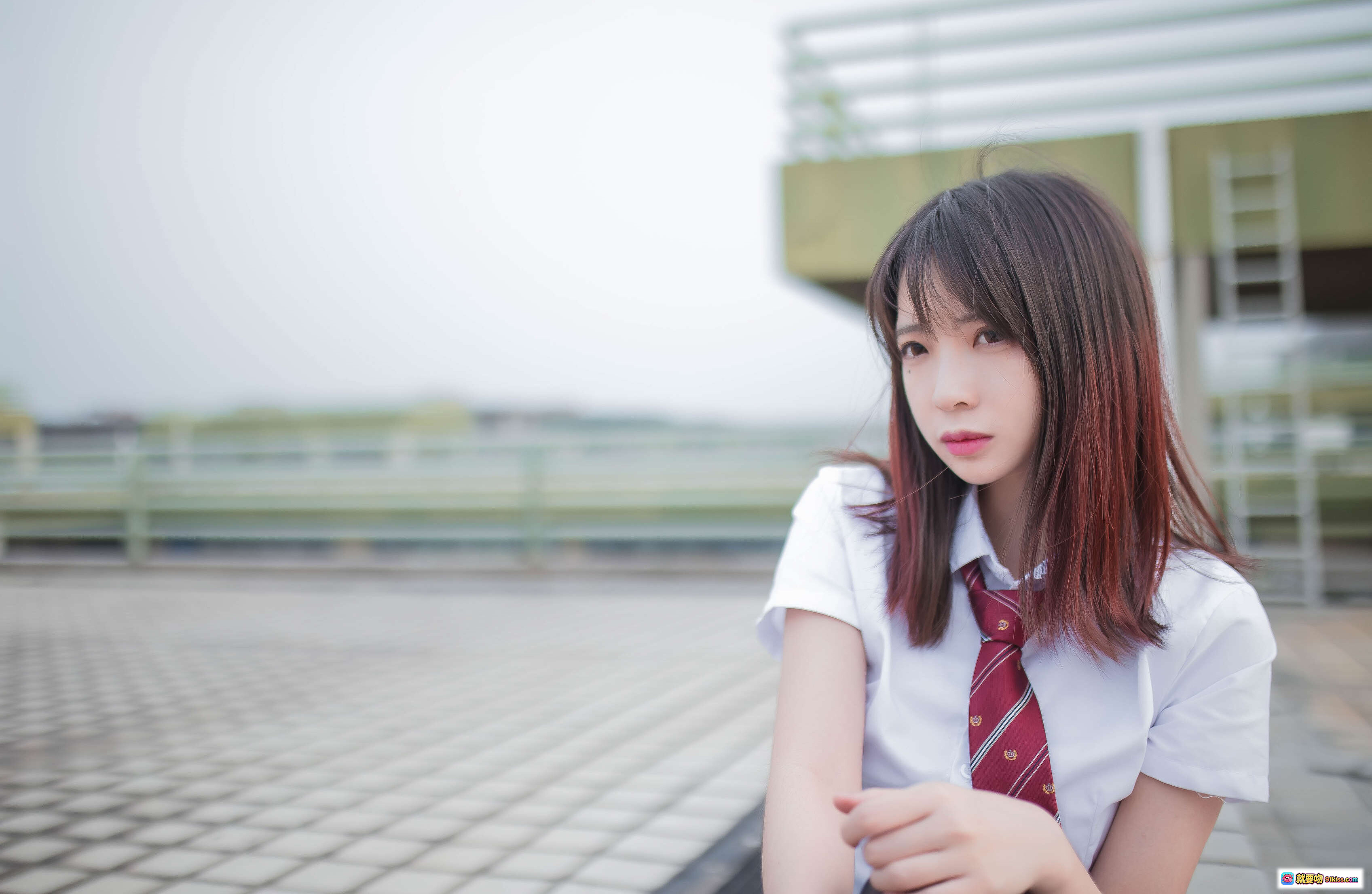 图片[8] - 疯猫ss NO.040 天台JK制服写真 黑丝美腿校园风少女 30P高清图集 - 就要吻