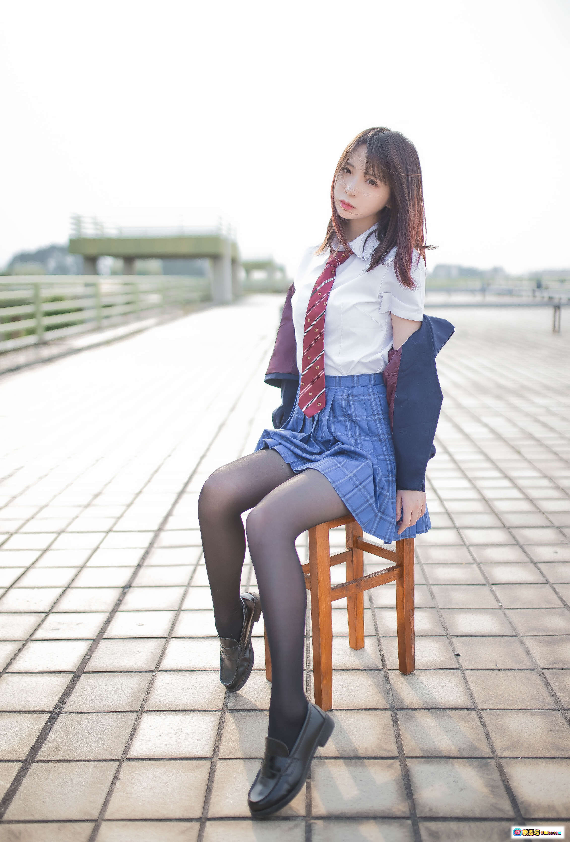 图片[9] - 疯猫ss NO.040 天台JK制服写真 黑丝美腿校园风少女 30P高清图集 - 就要吻