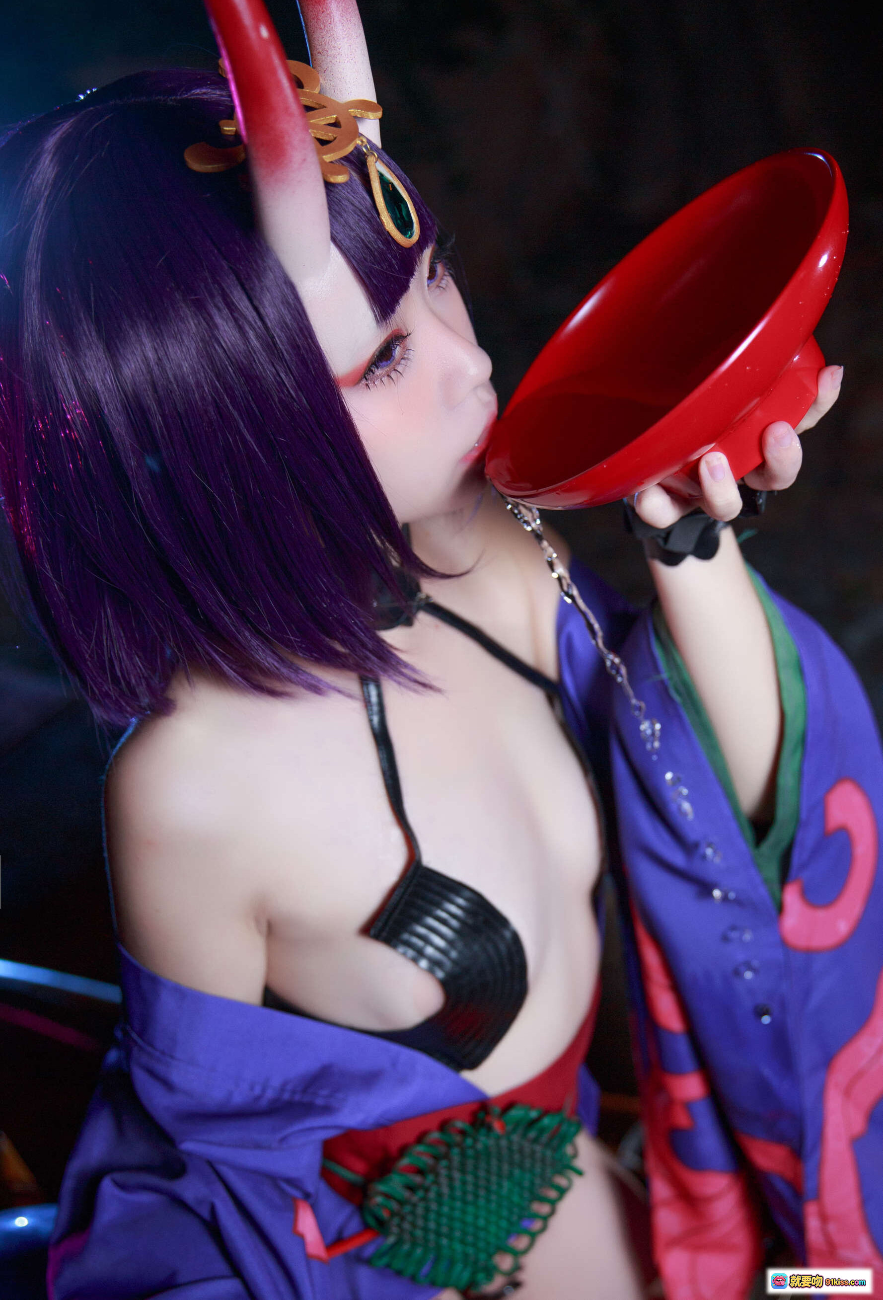 图片[4] - G44不会受伤 NO.002 酒吞童子 Cosplay 21P 88MB 草地写真 猫耳少女 粉紫系服装 户外自然风 搭配背包玩偶道具 - 就要吻