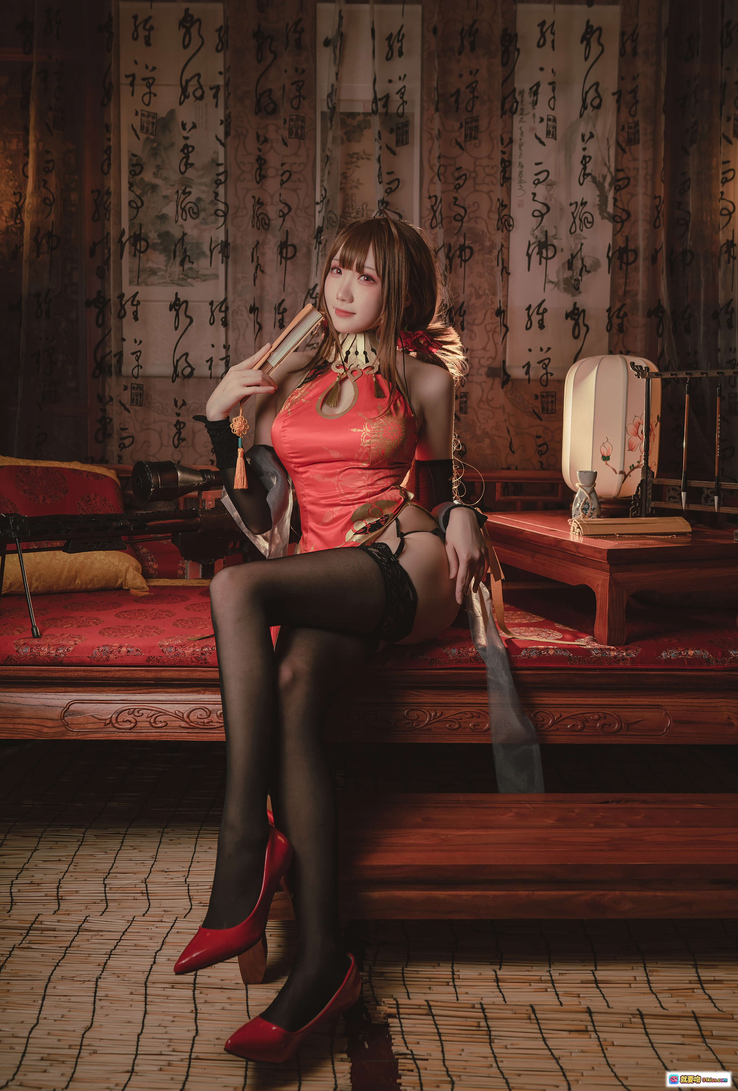 图片[3] - 瓜希酱NO.013红牡丹写真集 | 旗袍黑丝美腿高跟鞋 | 传统中式古典风摄影 | 16P高清图集 - 就要吻