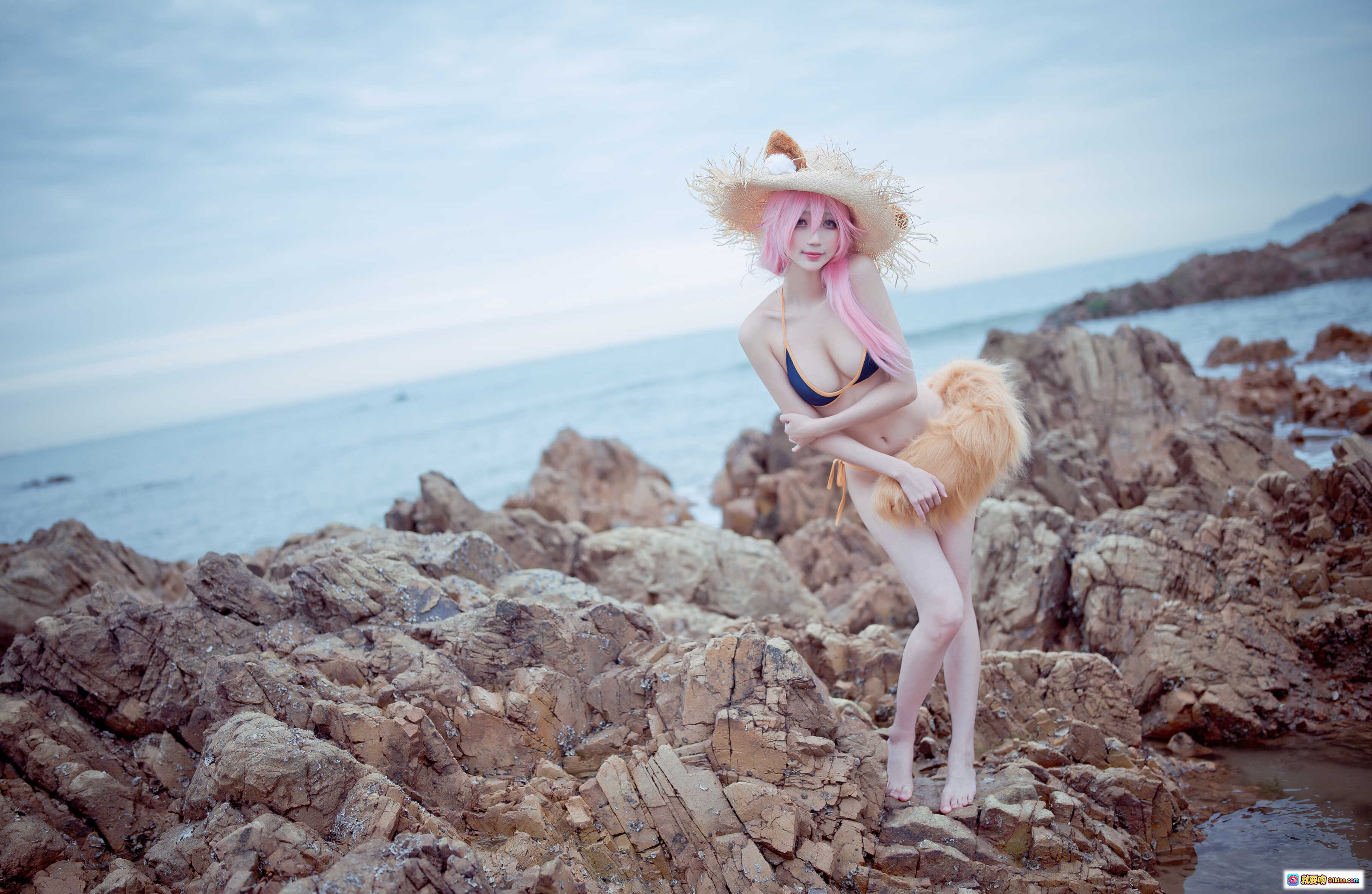 图片[6] - 周叽可爱兔兔NO.033小玉泳装海边岩石写真23P高清美图 - 就要吻