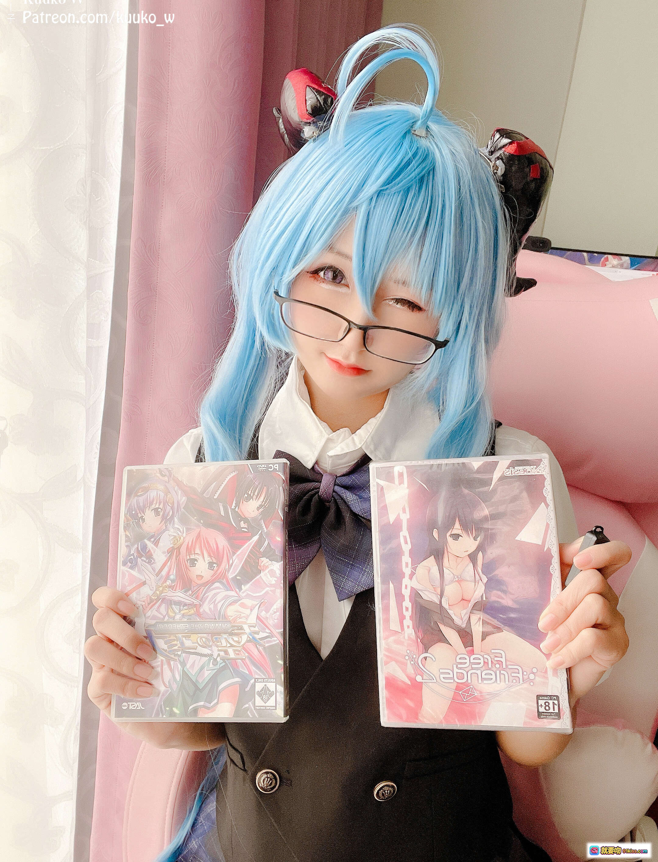 图片[7] - 越南妹KuukoW NO.032 Ganyu纯情水手服Cosplay 蓝发眼镜少女 紫格裙蕾丝边 二次元宅系写真 - 就要吻