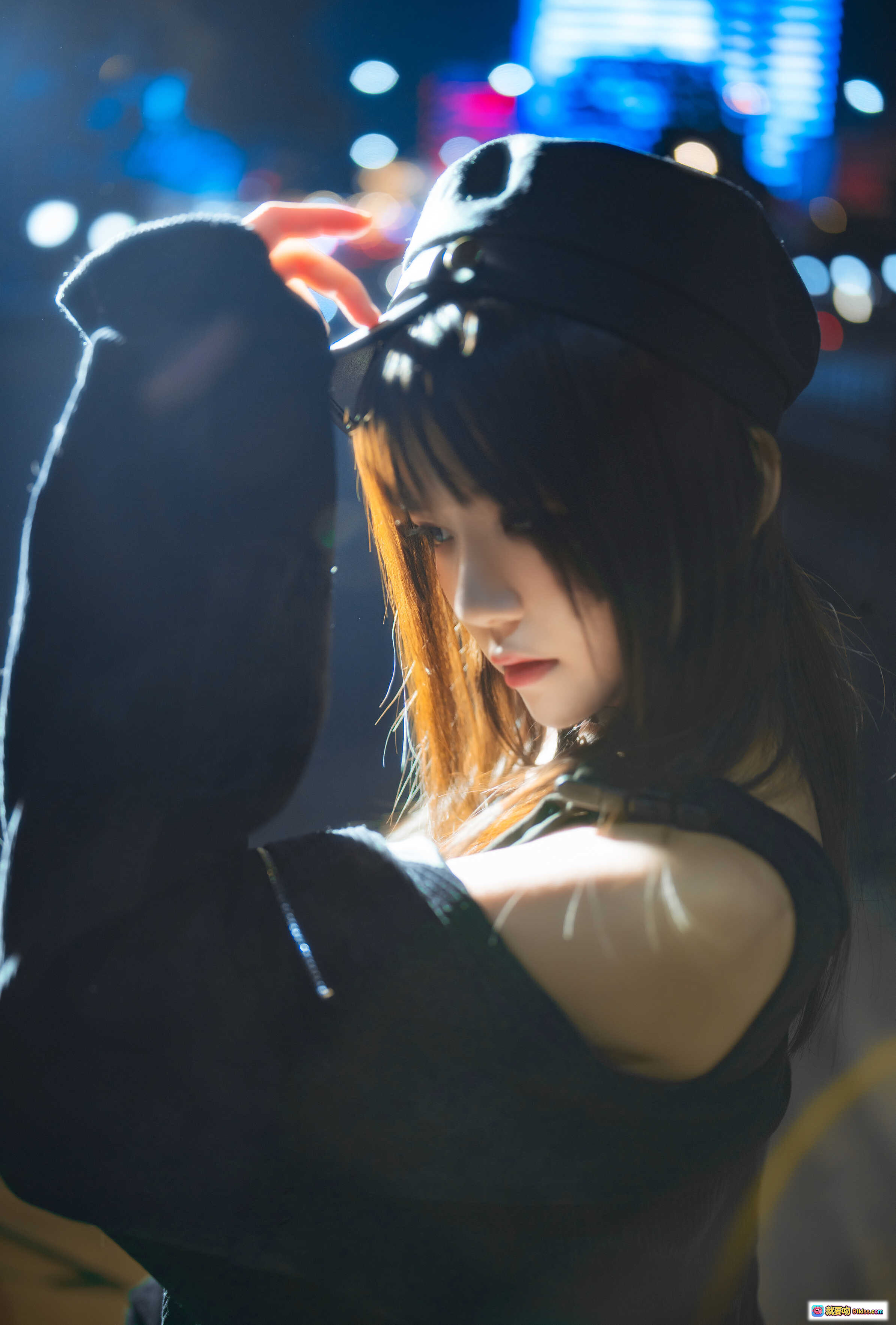 图片[7] - 桜桃喵097夜街黑丝美腿写真 | 高筒袜吊带裙街头风 | 城市夜景灯光氛围感穿搭 - 就要吻