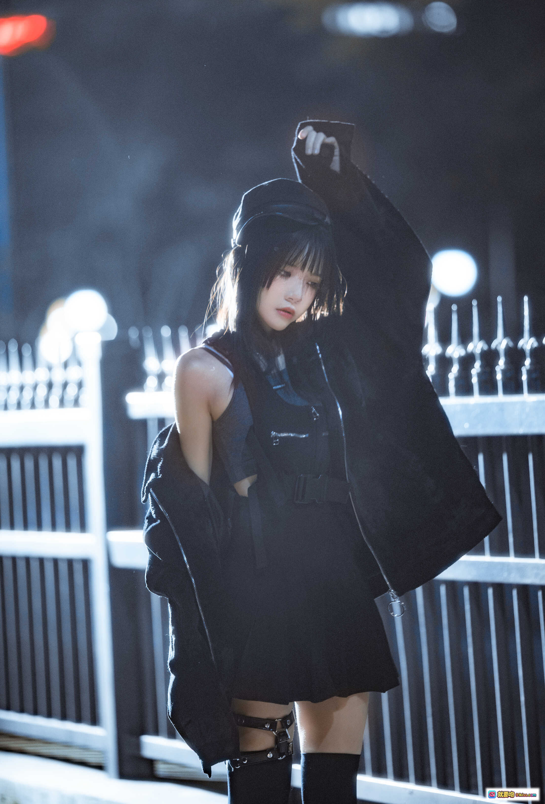 图片[8] - 桜桃喵097夜街黑丝美腿写真 | 高筒袜吊带裙街头风 | 城市夜景灯光氛围感穿搭 - 就要吻