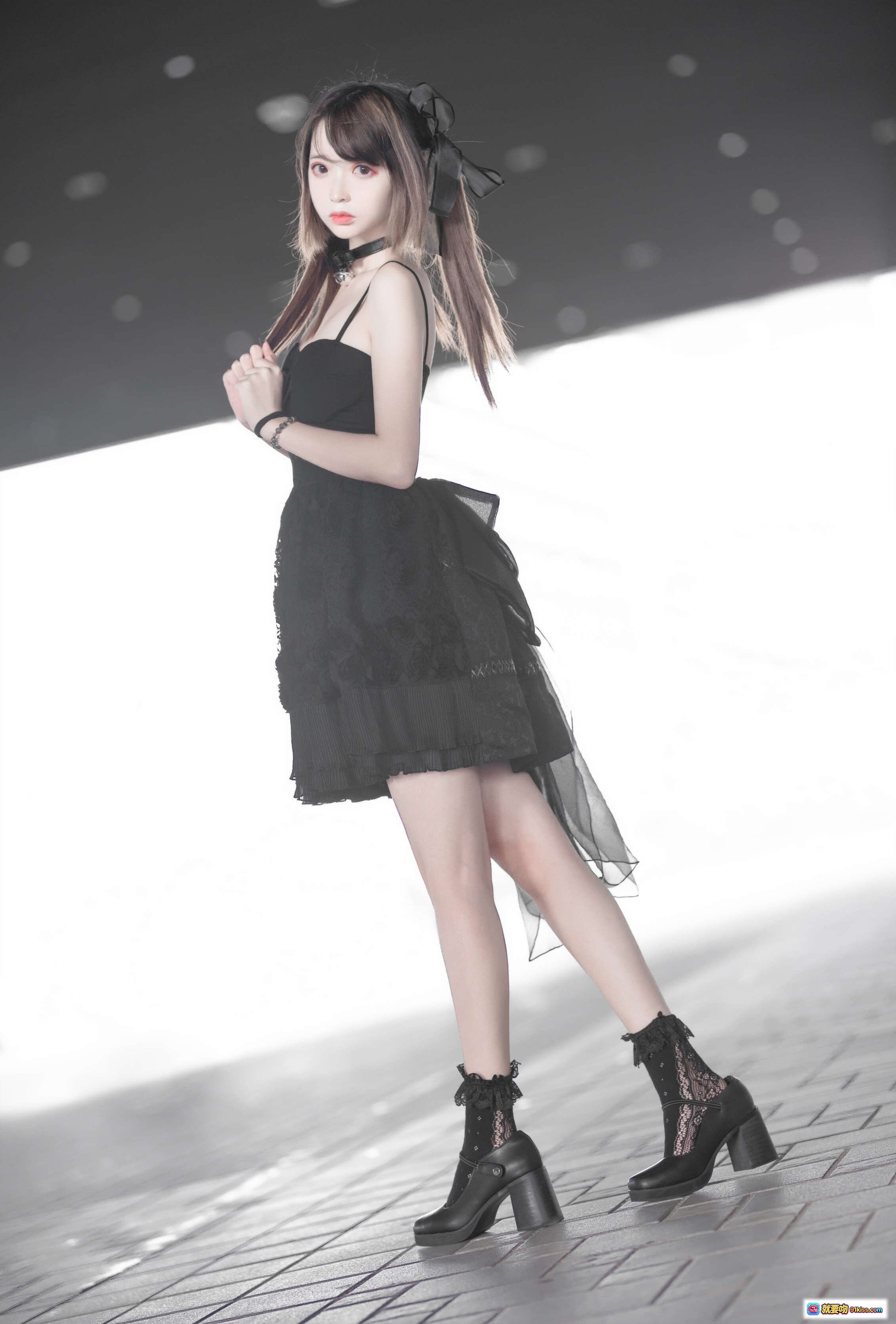 图片[10] - 疯猫ss NO.033 猫耳黑裙洛丽塔写真 猫漫展性感少女跪姿美腿高跟靴 10P高清图集 - 就要吻