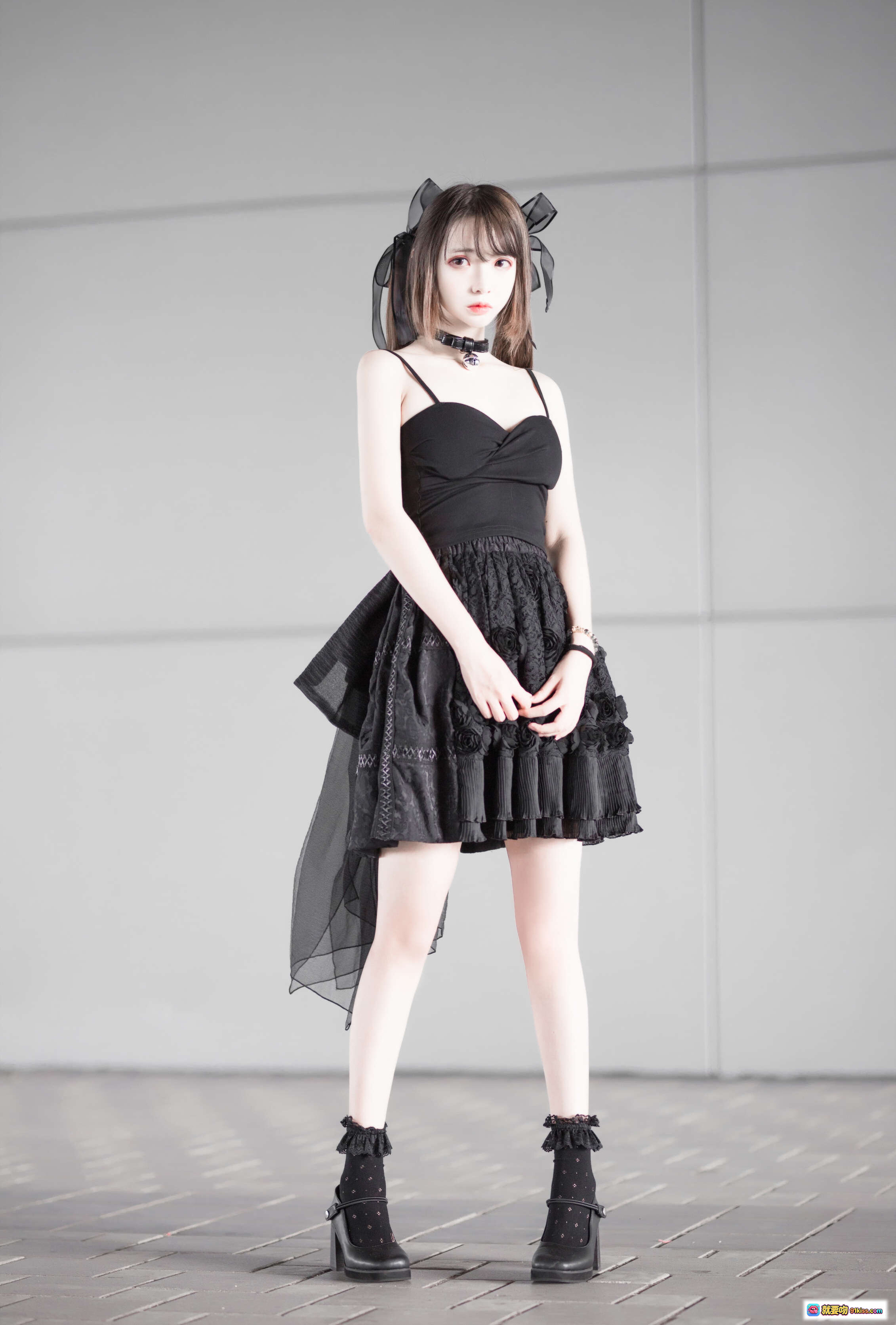 图片[6] - 疯猫ss NO.033 猫耳黑裙洛丽塔写真 猫漫展性感少女跪姿美腿高跟靴 10P高清图集 - 就要吻