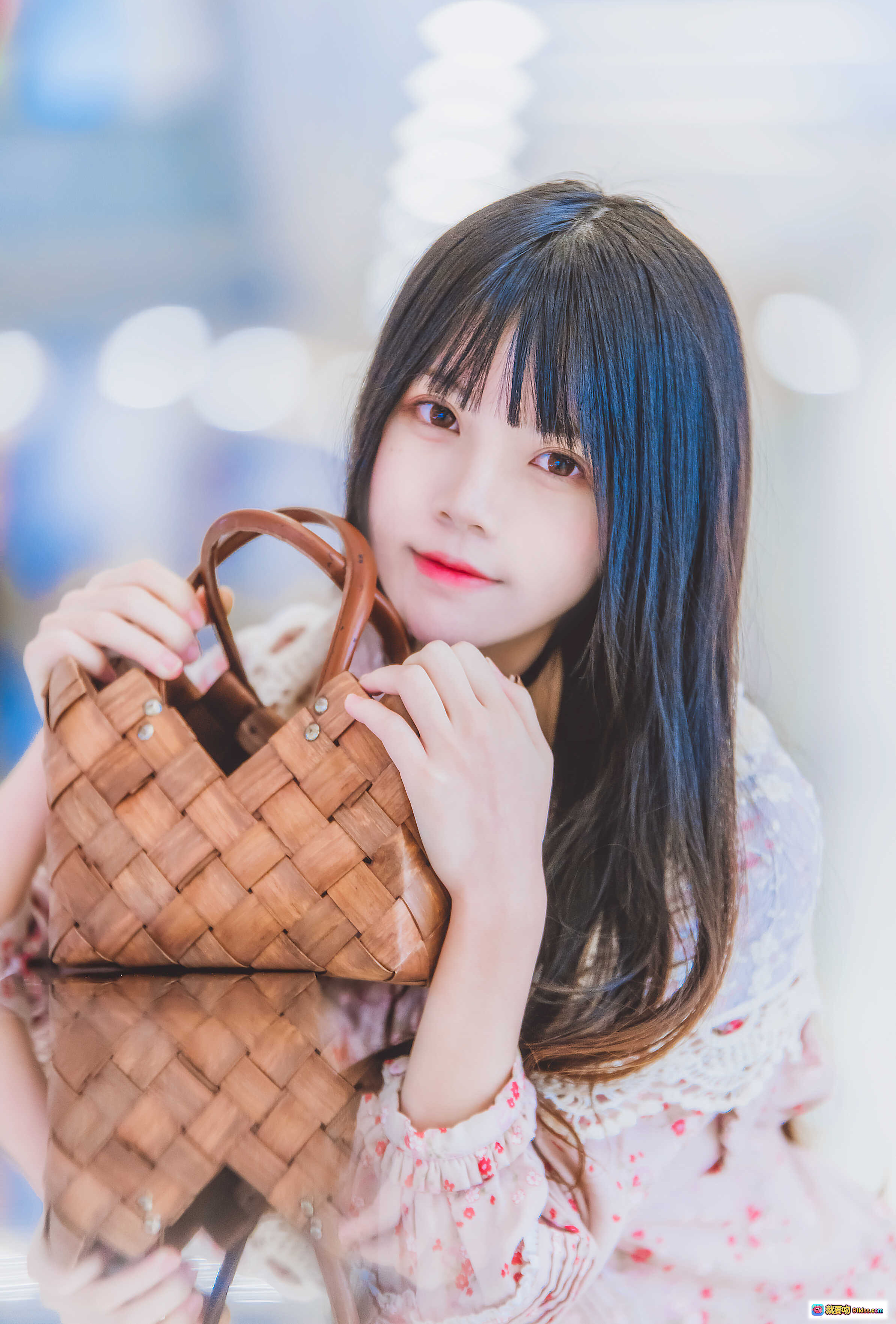 图片[6] - 桜桃喵014小少女和风写真｜日式传统浴衣+毛绒围巾｜木质庭院室内拍摄｜清新甜美风格｜92P高清图集 - 就要吻