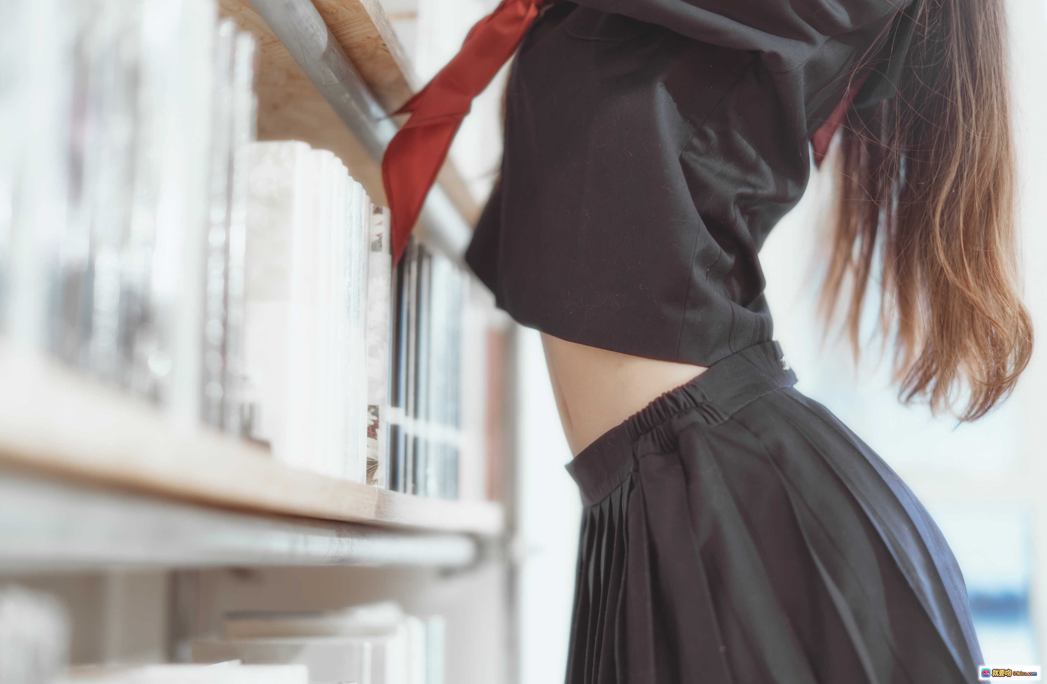 图片[2] - 桜桃喵012小少女黑色水手服写真 50P高清美腿袜子校园风穿搭特写 - 就要吻