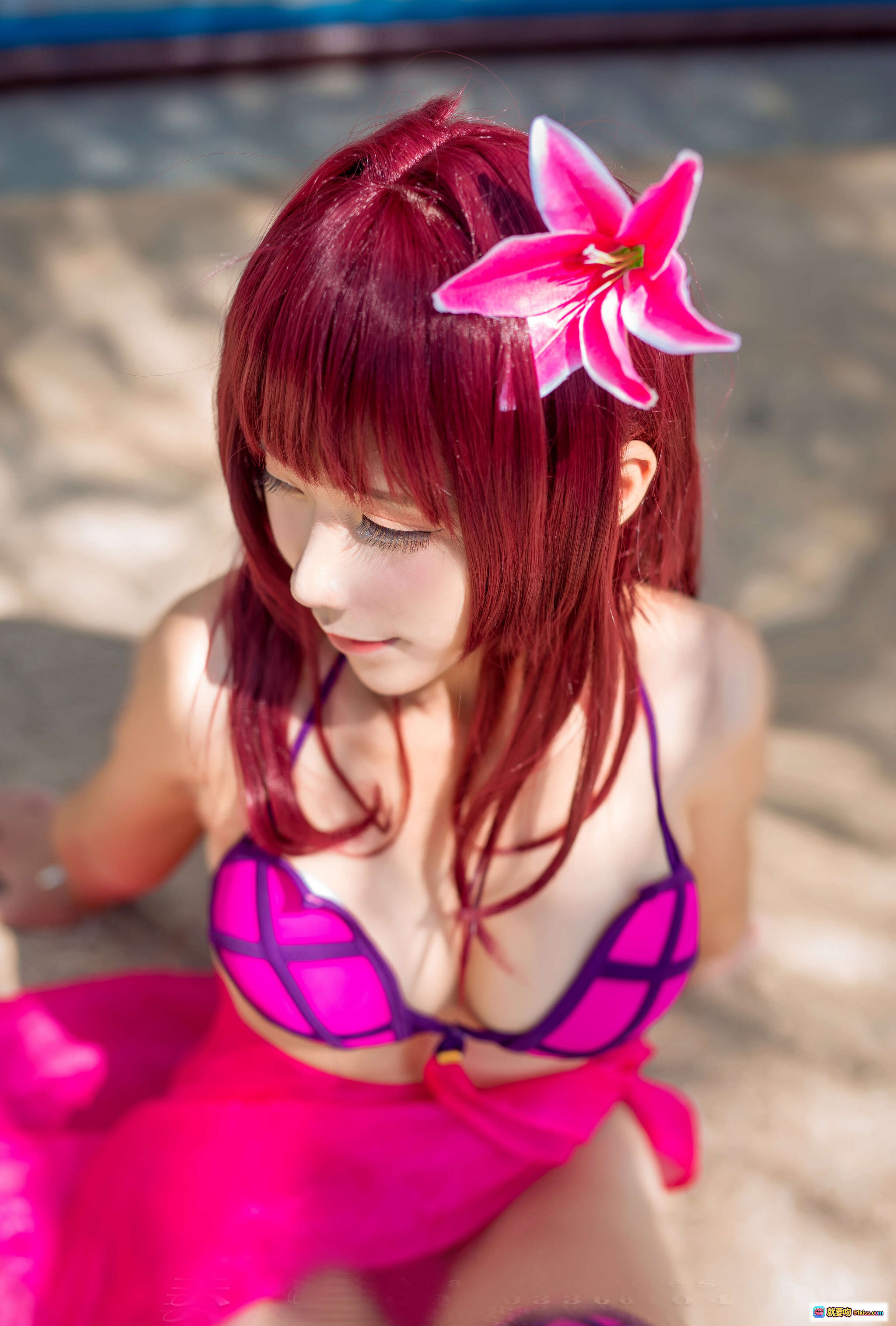 九曲Jean NO.019 斯卡哈泳装Cosplay 红发少女粉紫比基尼沙滩写真 9P高清图集 - 就要吻