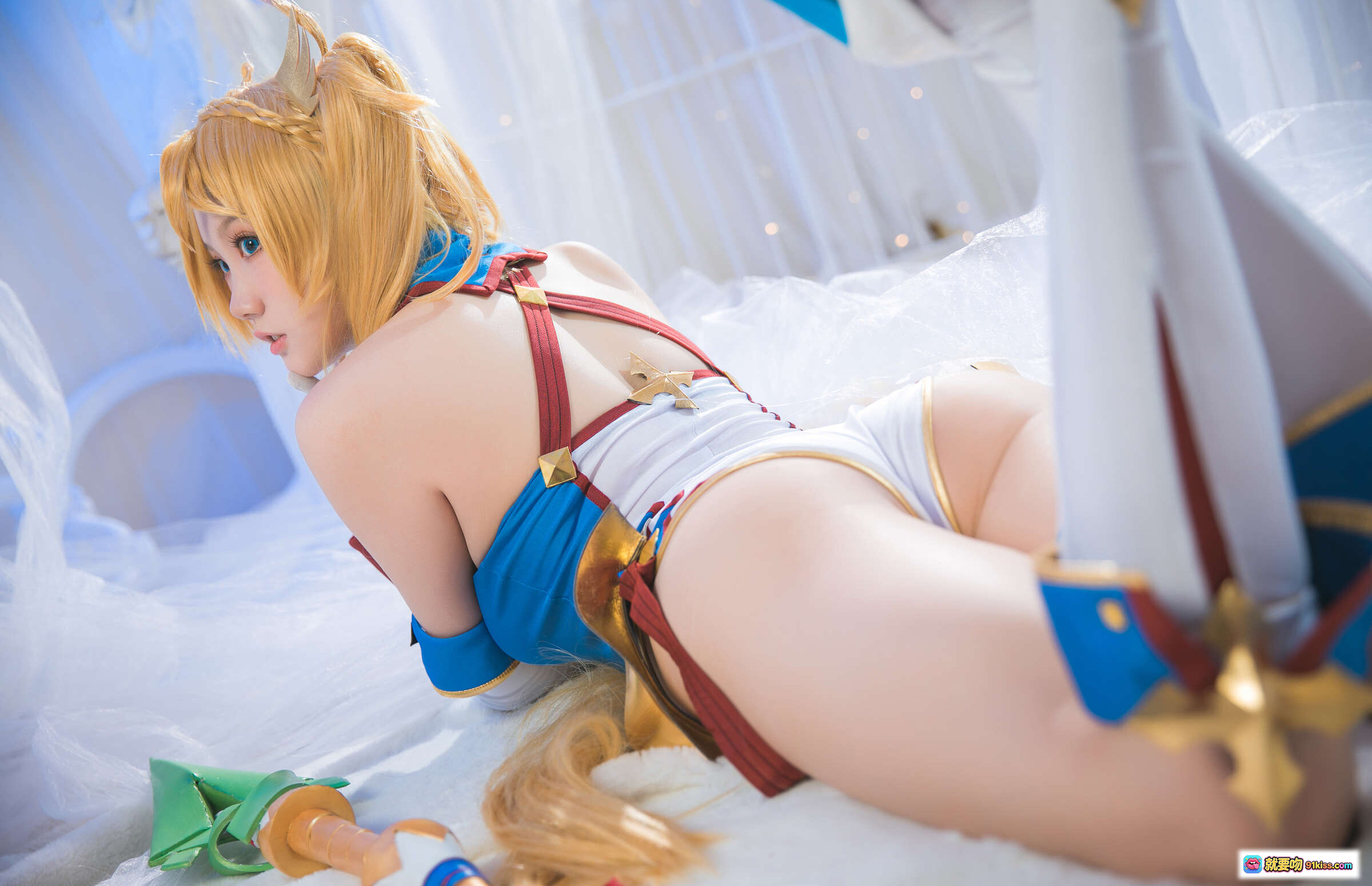 图片[7] - 瓜希酱NO.024布拉达曼特cosplay写真 | 金发双马尾 | 蓝白战衣 | 精致道具剑 | 天使背景 | 高清美图25P - 就要吻