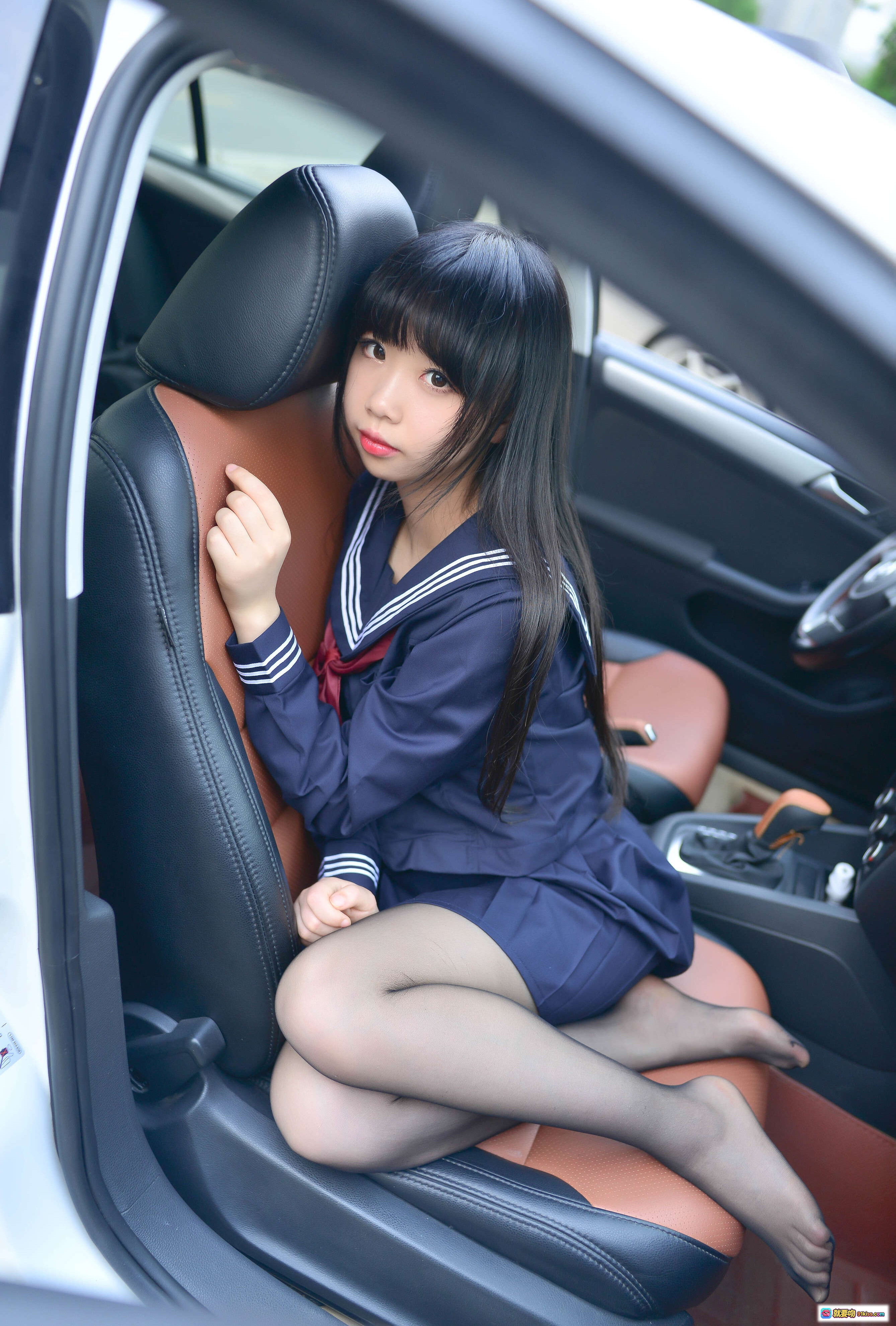 图片[3] - 雪琪SAMA NO.006 车内JK制服黑丝美腿写真 20P高清图集 优雅坐姿车内私拍 青春校园风少女摄影 - 就要吻