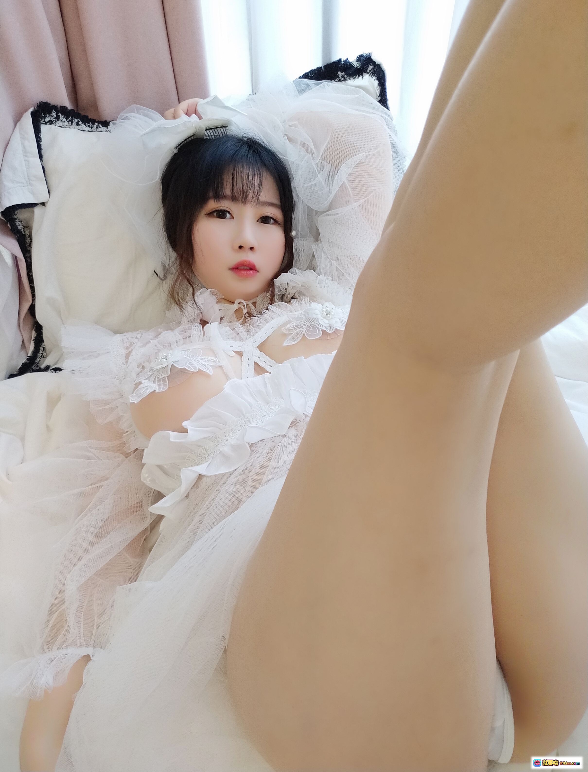 图片[2] - 依酱吖 NO.031 花嫁写真 白纱蕾丝内衣 甜美新娘风 私房美腿特写 40P高清图集 - 就要吻