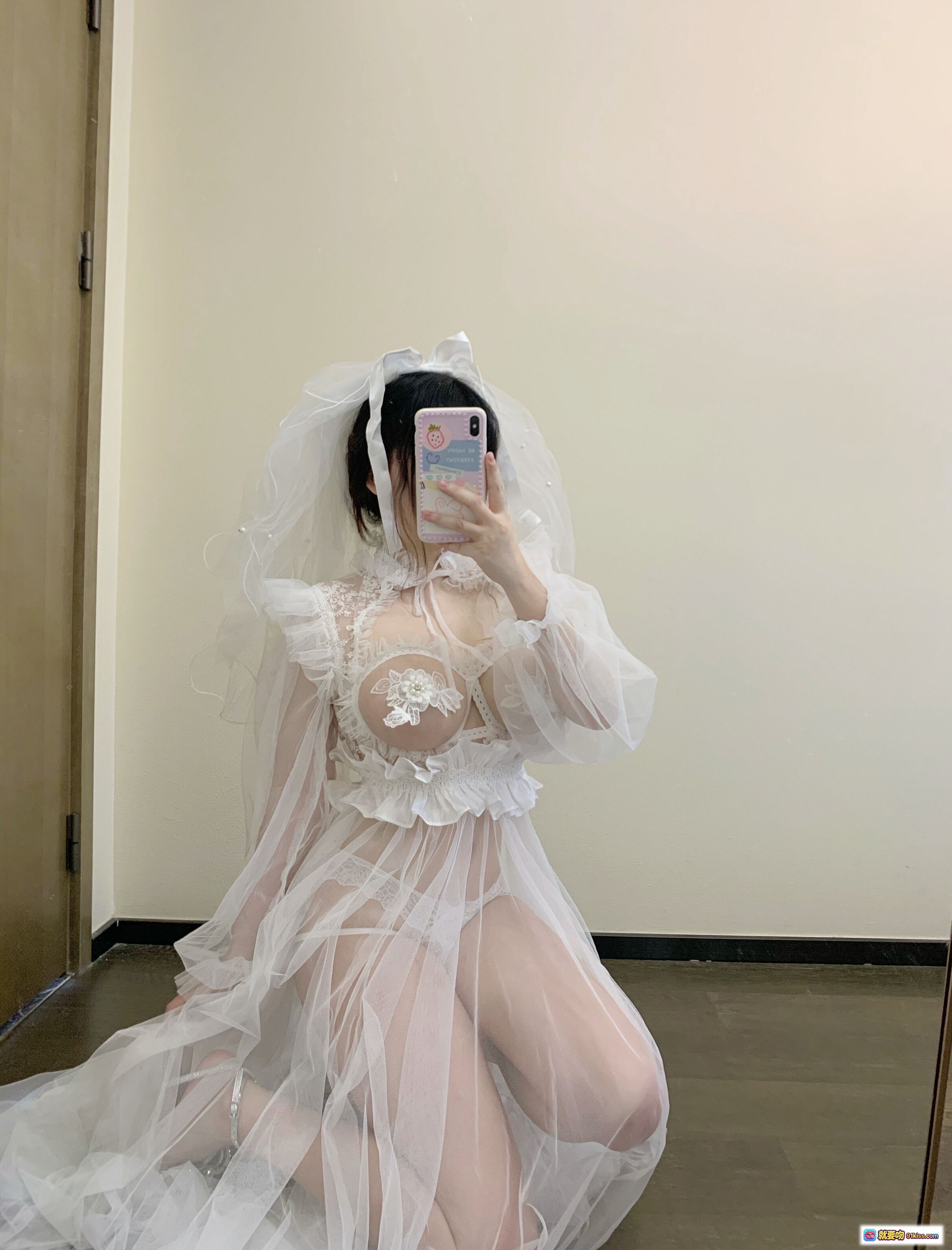 图片[8] - 依酱吖 NO.031 花嫁写真 白纱蕾丝内衣 甜美新娘风 私房美腿特写 40P高清图集 - 就要吻