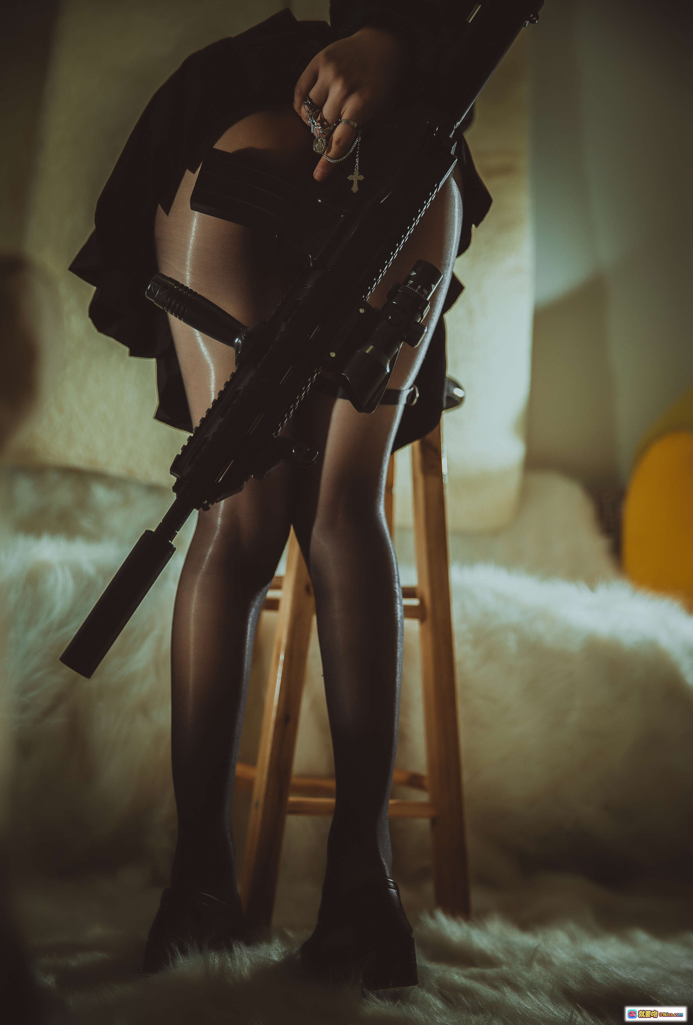 图片[5] - 黑丝美腿足控写真 | 起司块wii NO.011 93P高清图集 | 丝袜吊带高跟木椅私房拍摄 - 就要吻