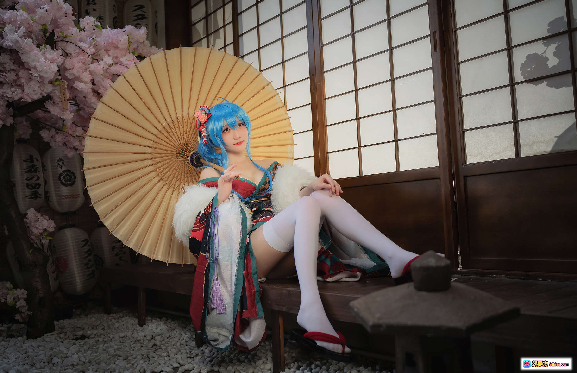 图片[5] - 瓜希酱NO.018圣路易斯月下之饮Cosplay写真 蓝发和风少女 白丝美腿 日式庭院场景 精美和服造型 14P高清图集 - 就要吻