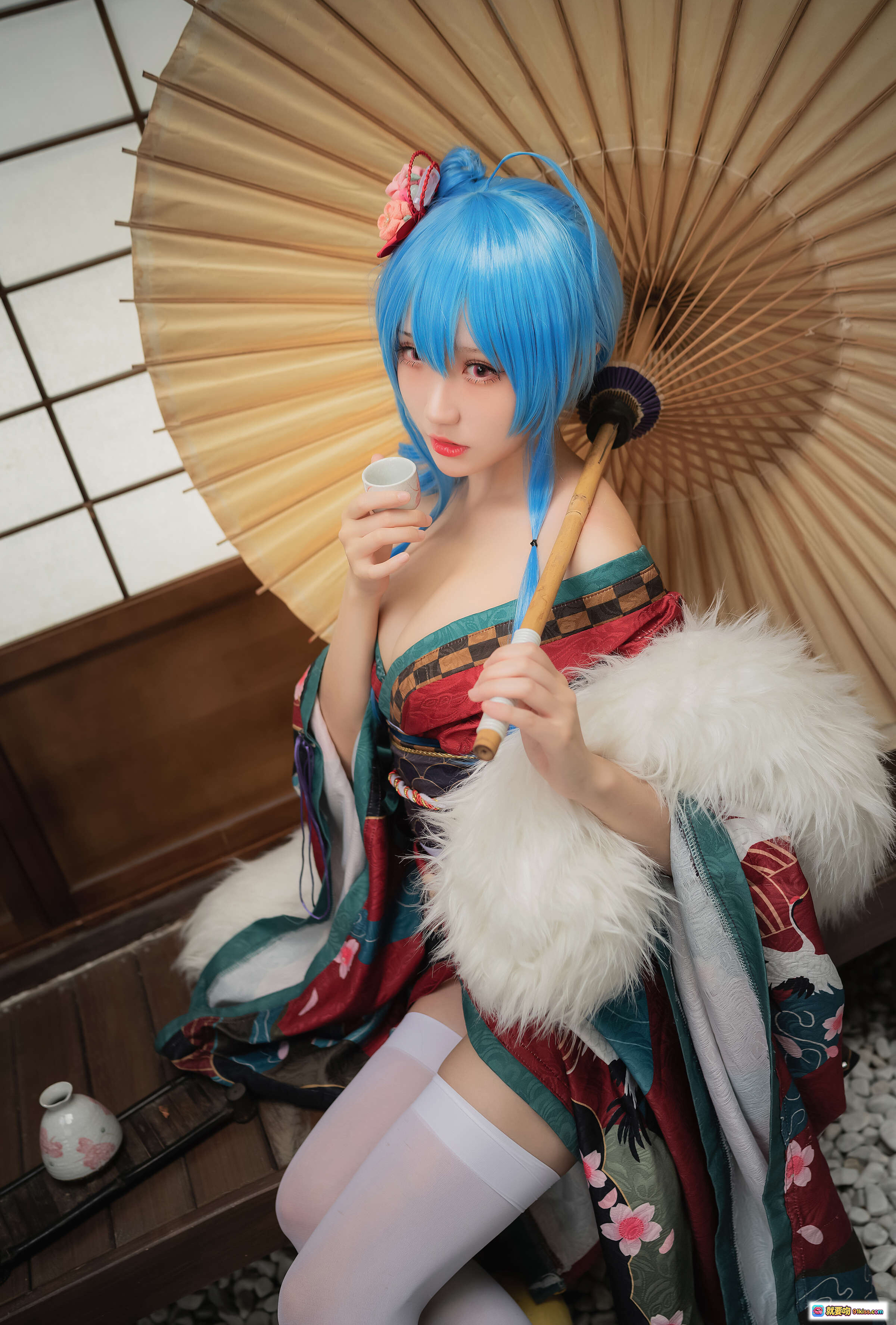 图片[10] - 瓜希酱NO.018圣路易斯月下之饮Cosplay写真 蓝发和风少女 白丝美腿 日式庭院场景 精美和服造型 14P高清图集 - 就要吻
