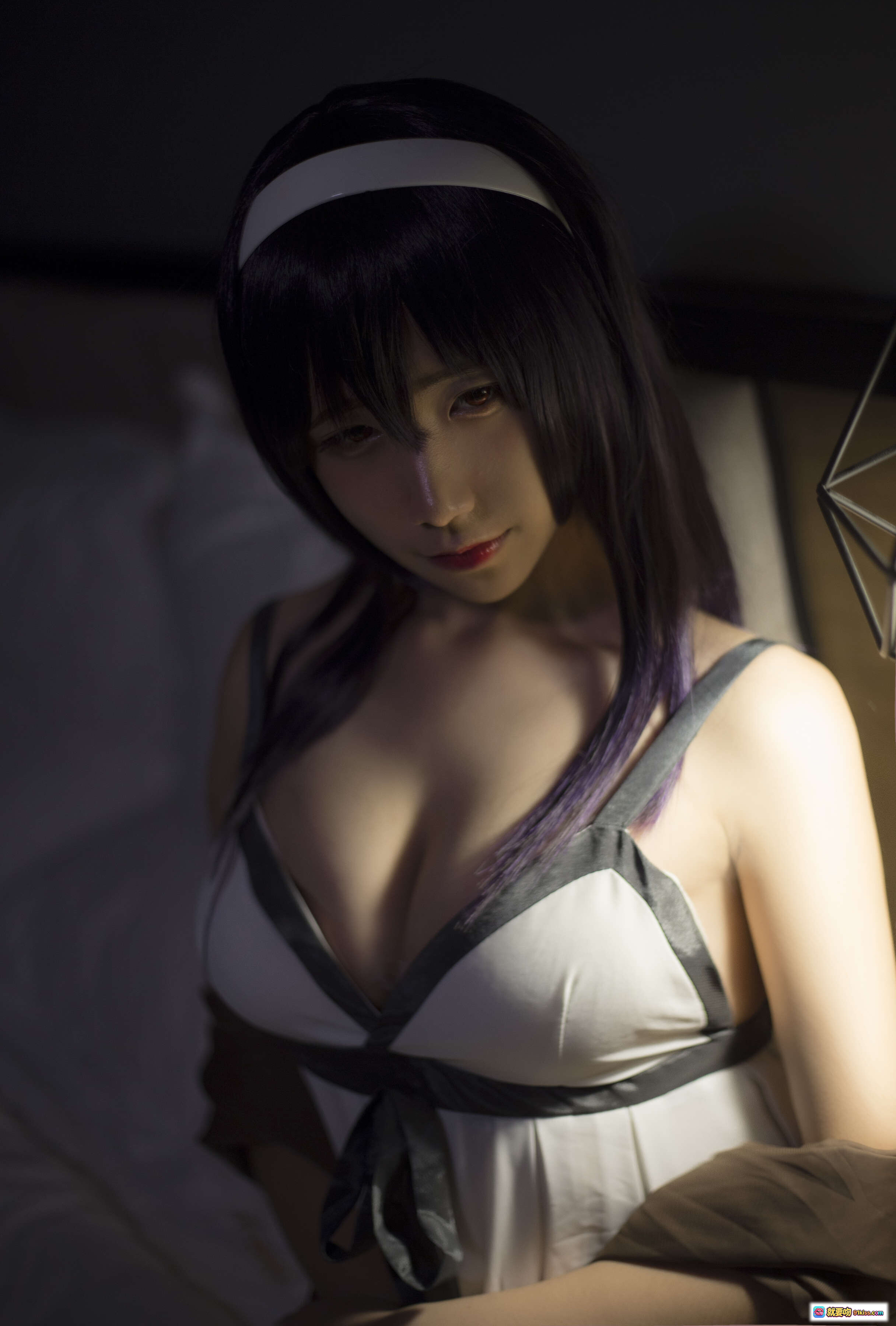 图片[7] - 九曲Jean NO.002 私房写真 粉色内衣 黑丝美腿 白色发带 沙发慵懒风 室内氛围感 22P高清图集 - 就要吻