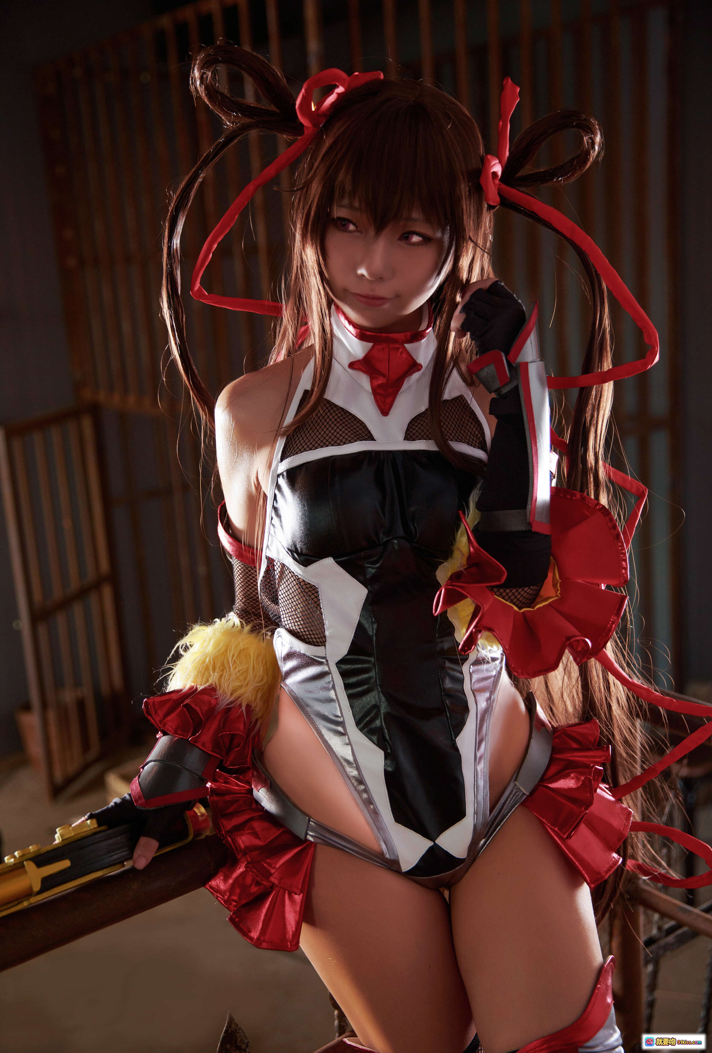 图片[6] - G44不会受伤 NO.005 对魔忍雪风 Cosplay写真 16P 47MB 红黑战衣 双枪造型 废墟楼梯场景 高清美图 - 就要吻