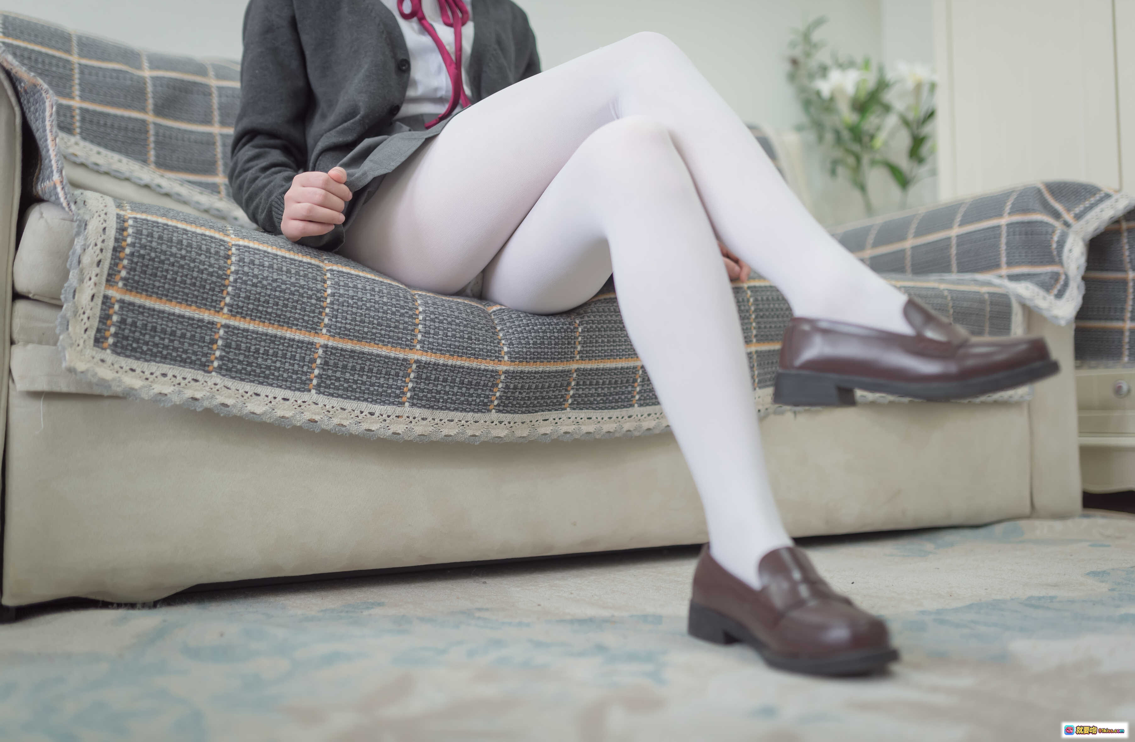 图片[7] - 雪琪SAMA NO.001 JK制服白丝美腿写真 46P高清纯欲风少女坐姿特写 - 就要吻