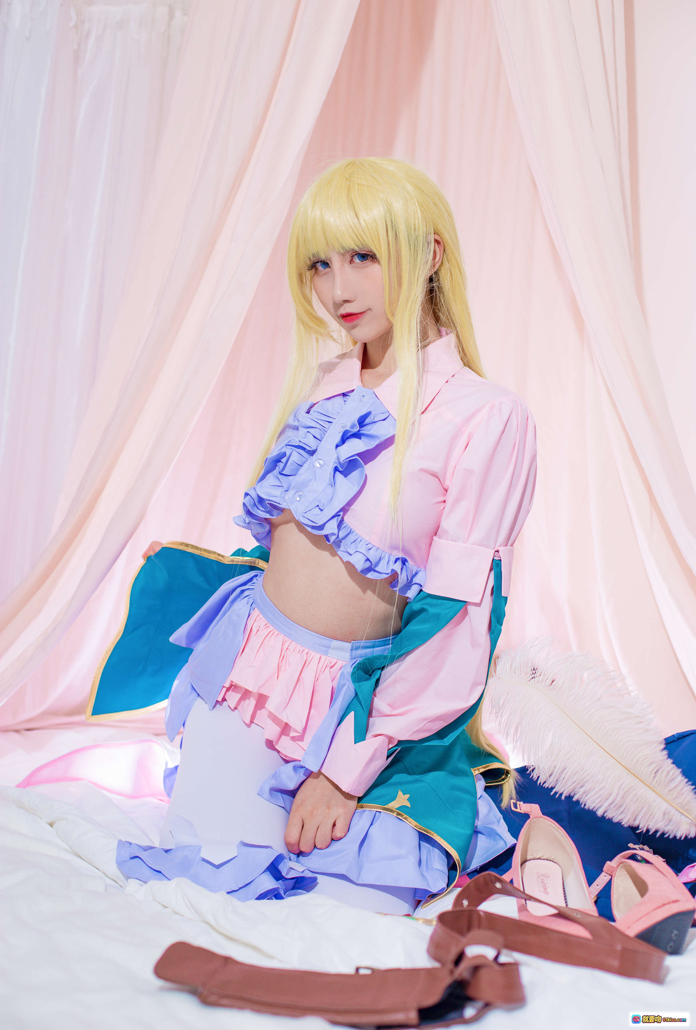 图片[5] - 九曲Jean NO.043 迪昂 Cosplay写真 金发少女 粉蓝裙装 床上私房美图 39P高清图集 - 就要吻