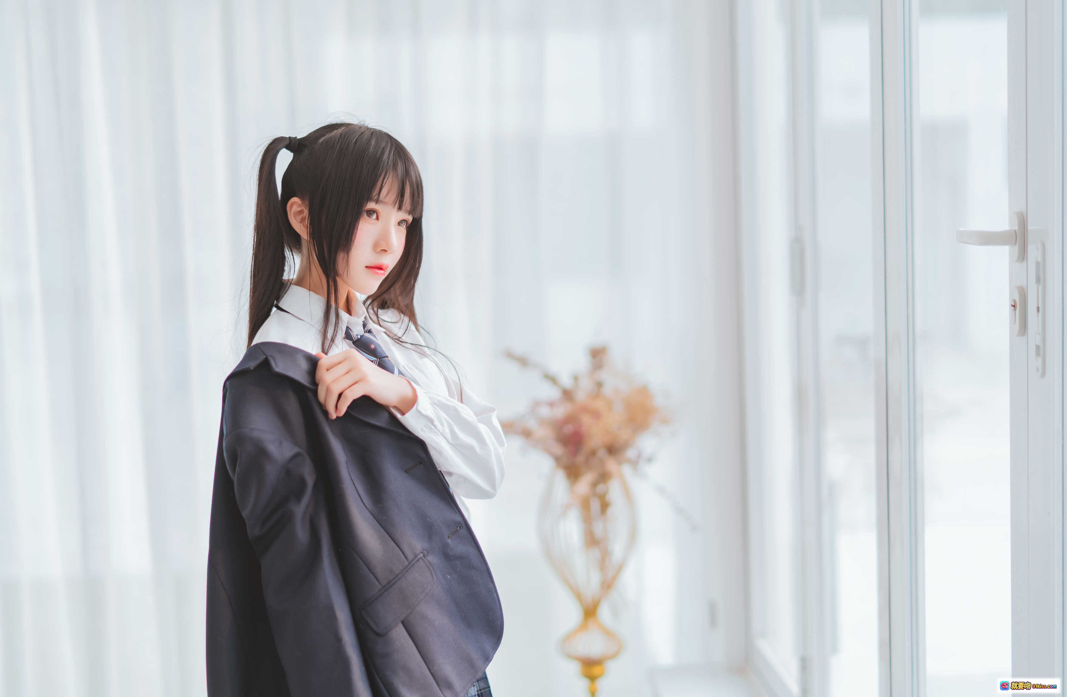 图片[6] - 桜桃喵042冬季制服丝袜美腿写真 | 双马尾少女学院风黑丝穿搭 | 45P高清图集 - 就要吻