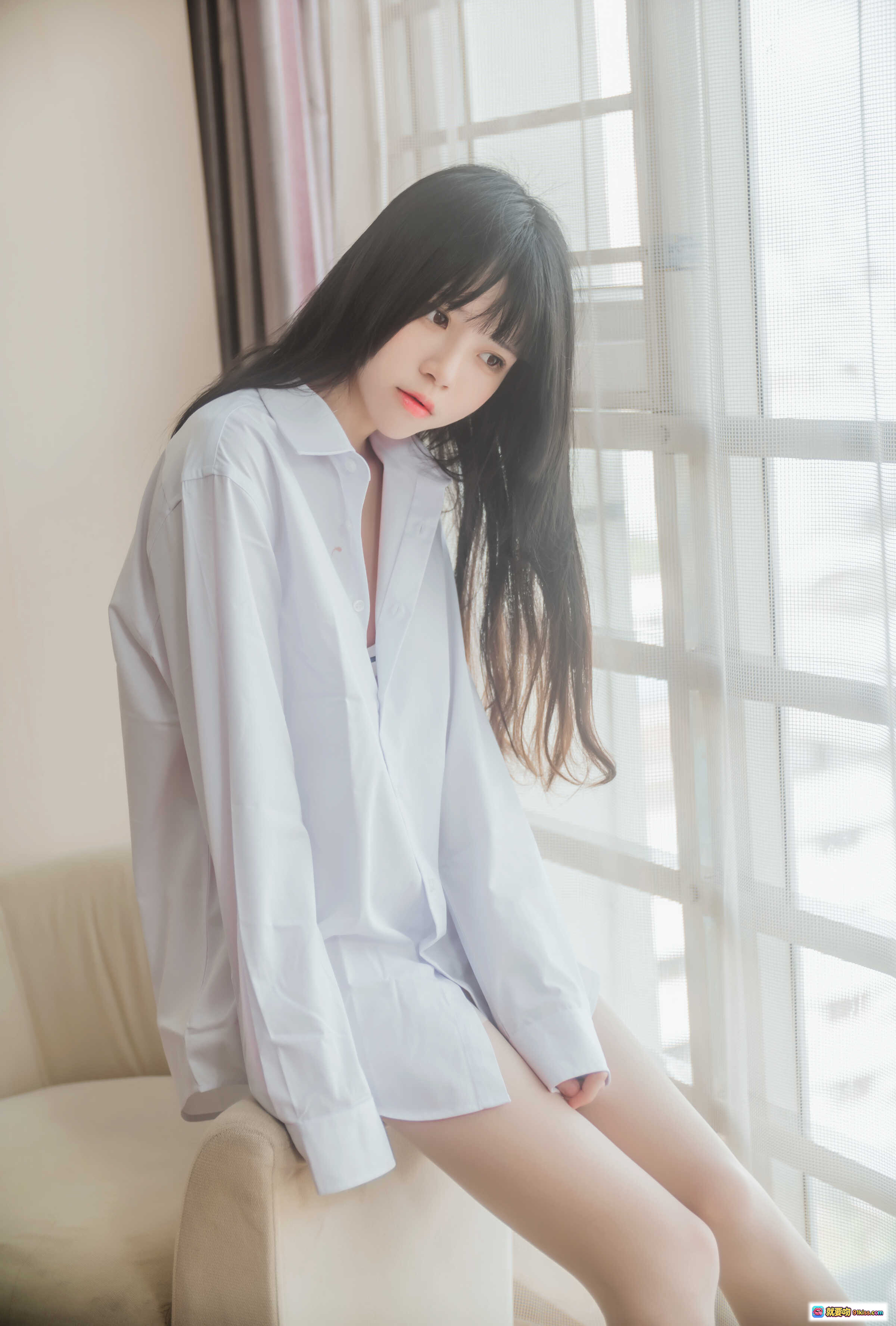 图片[4] - 桜桃喵白衬衫睡姿写真｜纯欲风少女卧室私房照｜49P高清图集｜温柔慵懒氛围感美图 - 就要吻