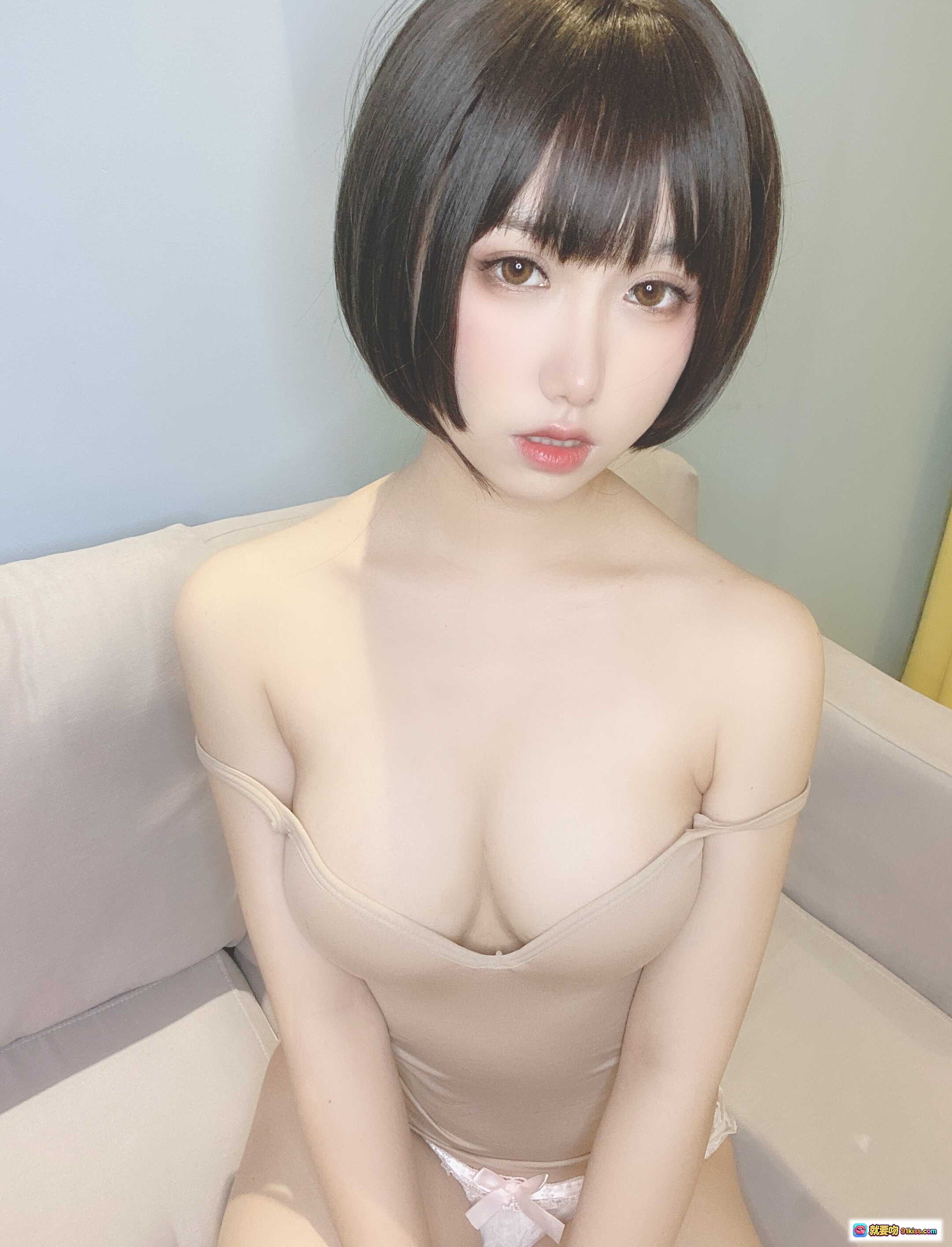 图片[6] - 芋圆侑子NO.005邻家姐姐写真集 甜美短发少女 白裙吊带沙发私房照 206P高清图集 - 就要吻