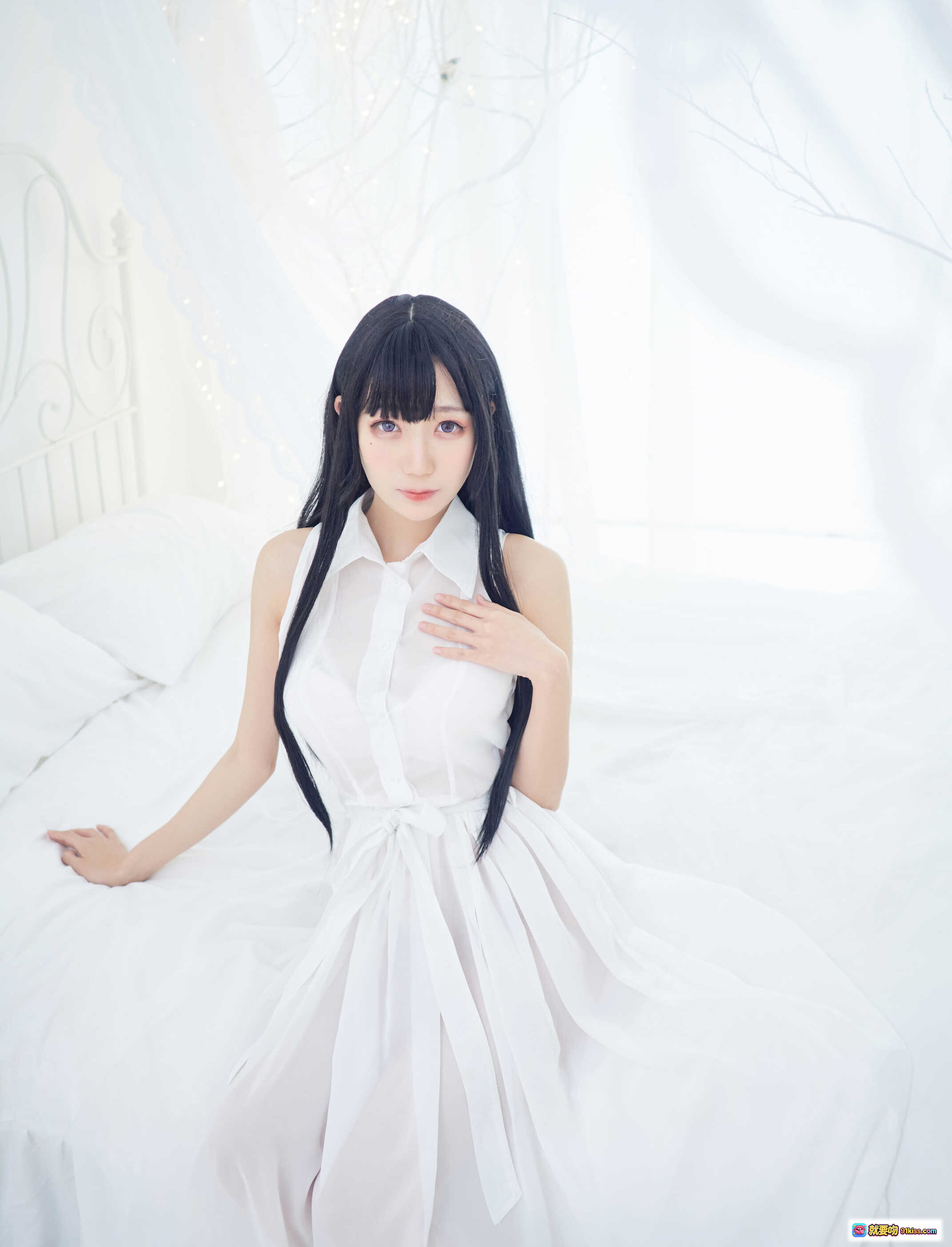 图片[9] - 周叽可爱兔兔NO.018恶魔姐姐白裙写真 甜美黑发少女纯欲风床照 清新唯美氛围感私房摄影 - 就要吻