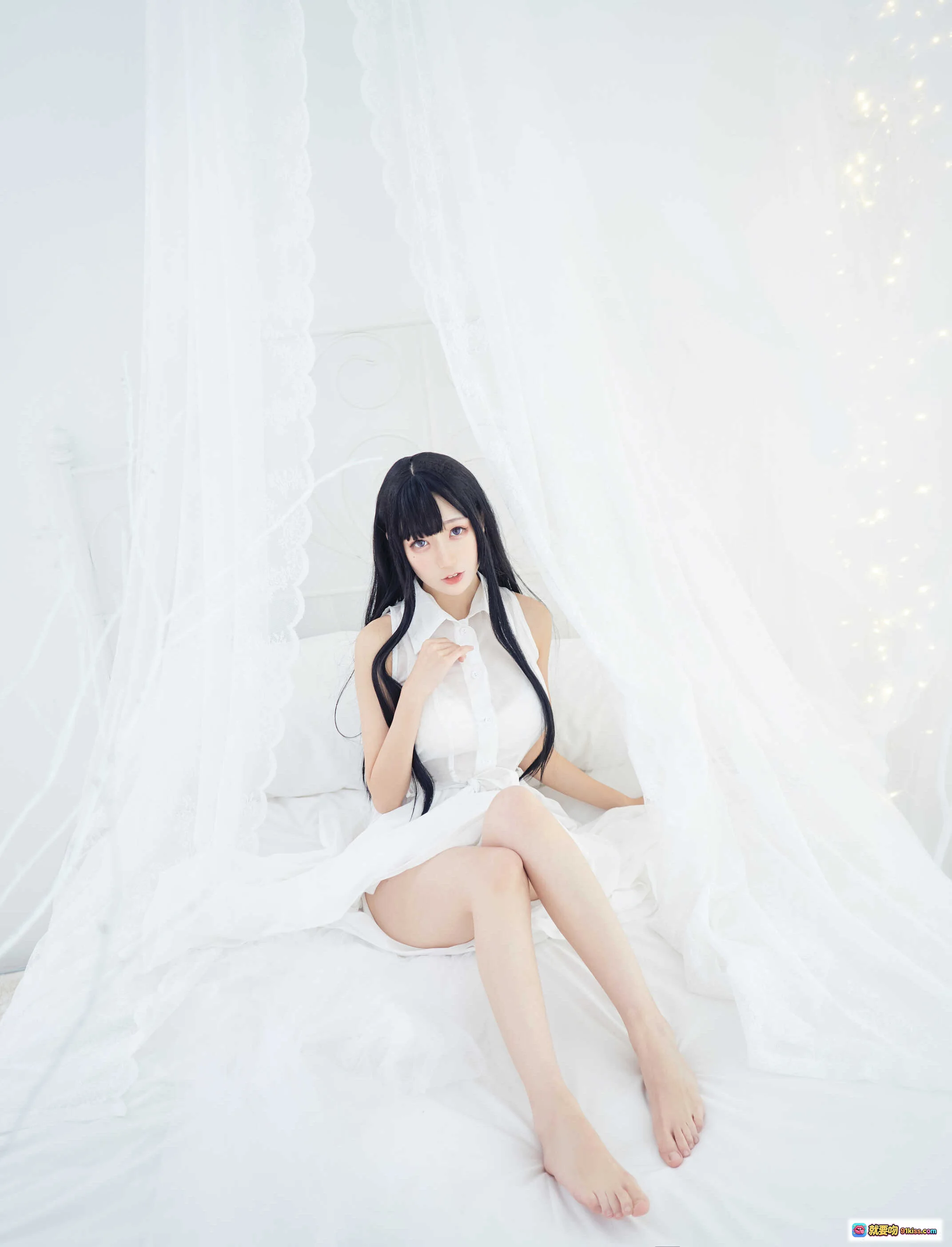 周叽可爱兔兔NO.018恶魔姐姐白裙写真 甜美黑发少女纯欲风床照 清新唯美氛围感私房摄影 - 就要吻