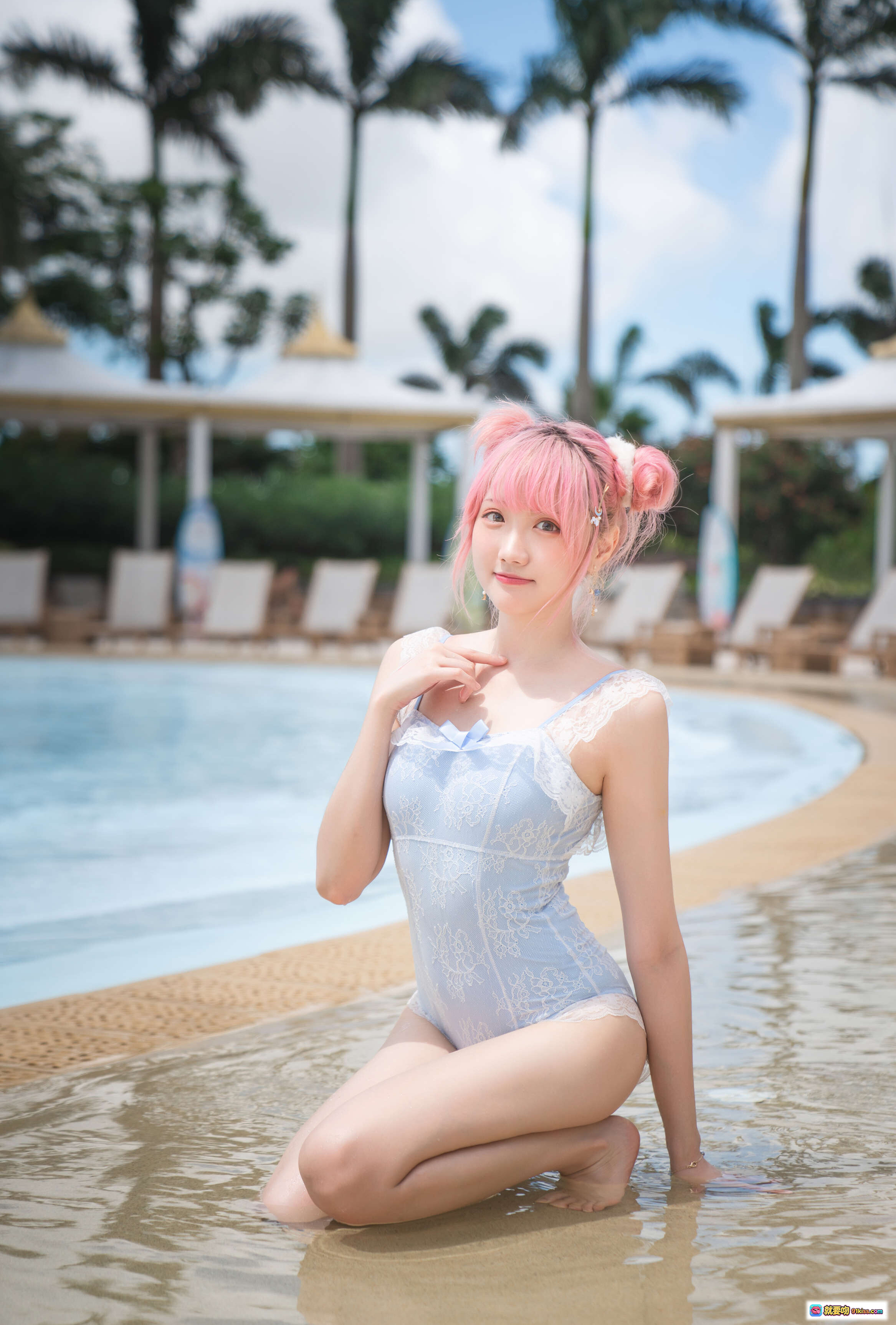 瓜希酱NO.026写真限量电子版｜粉发少女泳池边蕾丝泳衣性感写真20P高清图集 - 就要吻