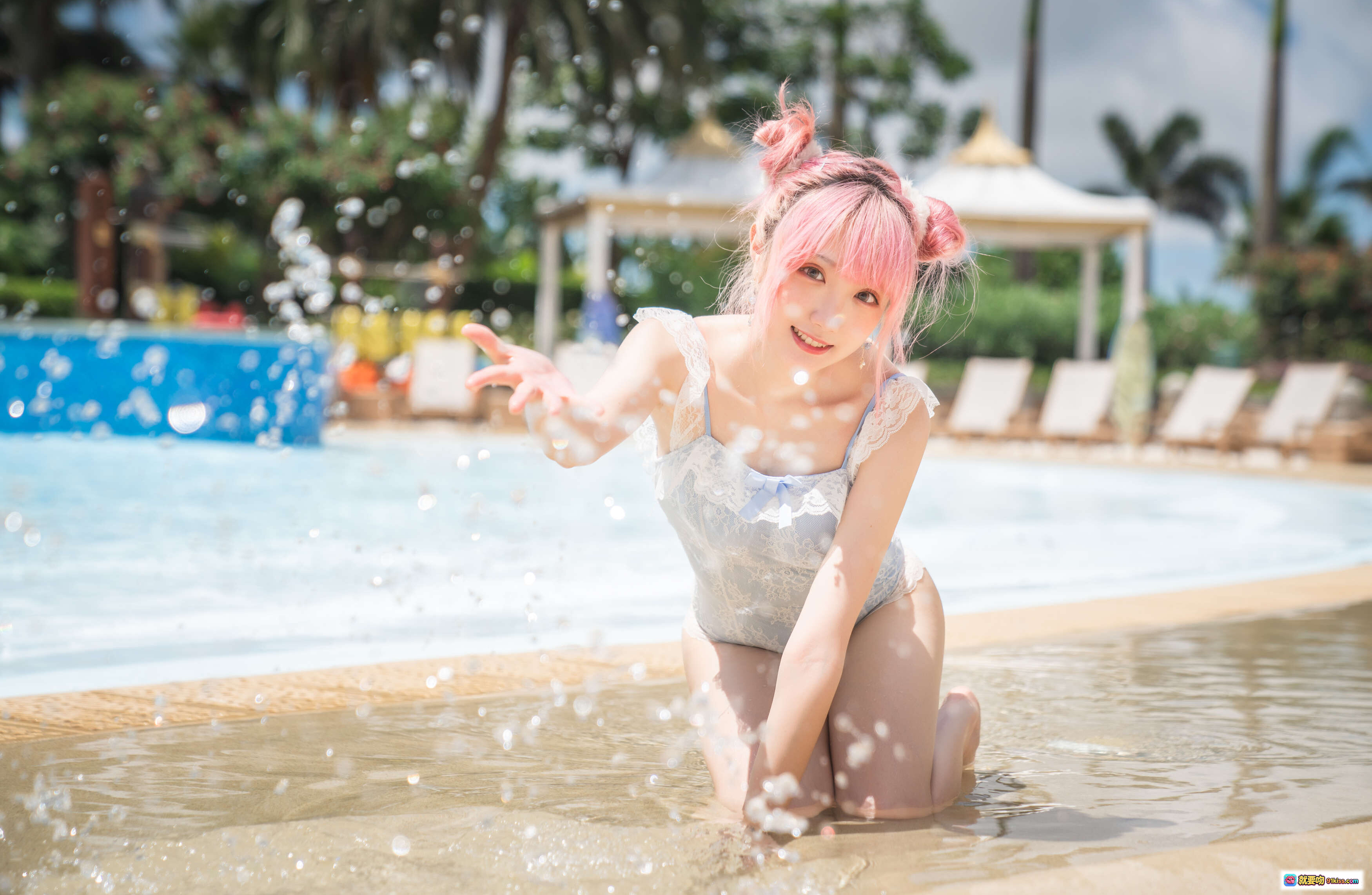 图片[8] - 瓜希酱NO.026写真限量电子版｜粉发少女泳池边蕾丝泳衣性感写真20P高清图集 - 就要吻