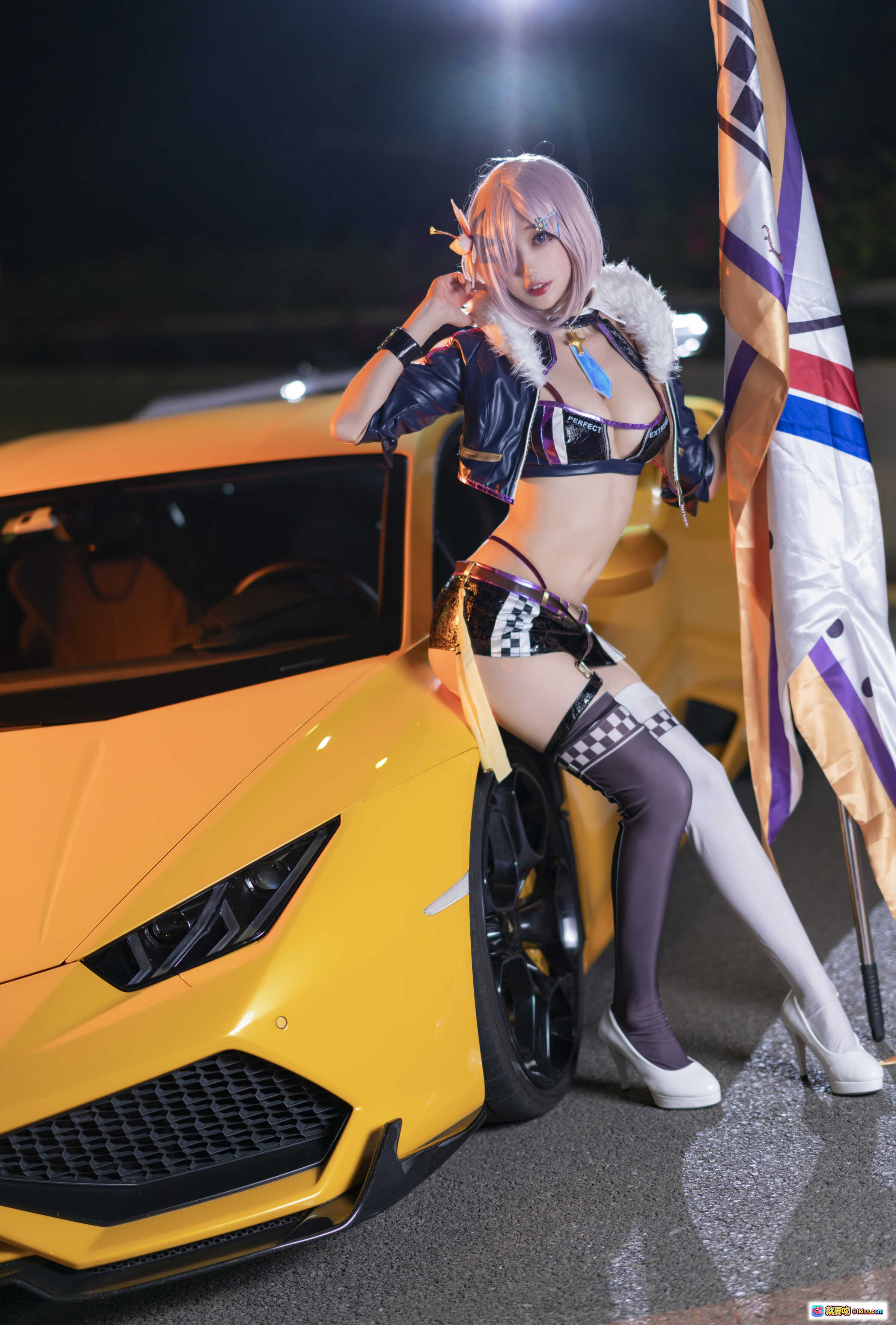 图片[8] - 周叽可爱兔兔NO.006玛修赛车Cosplay写真｜粉发少女持旗黄跑车前性感出镜｜21P高清图集 - 就要吻