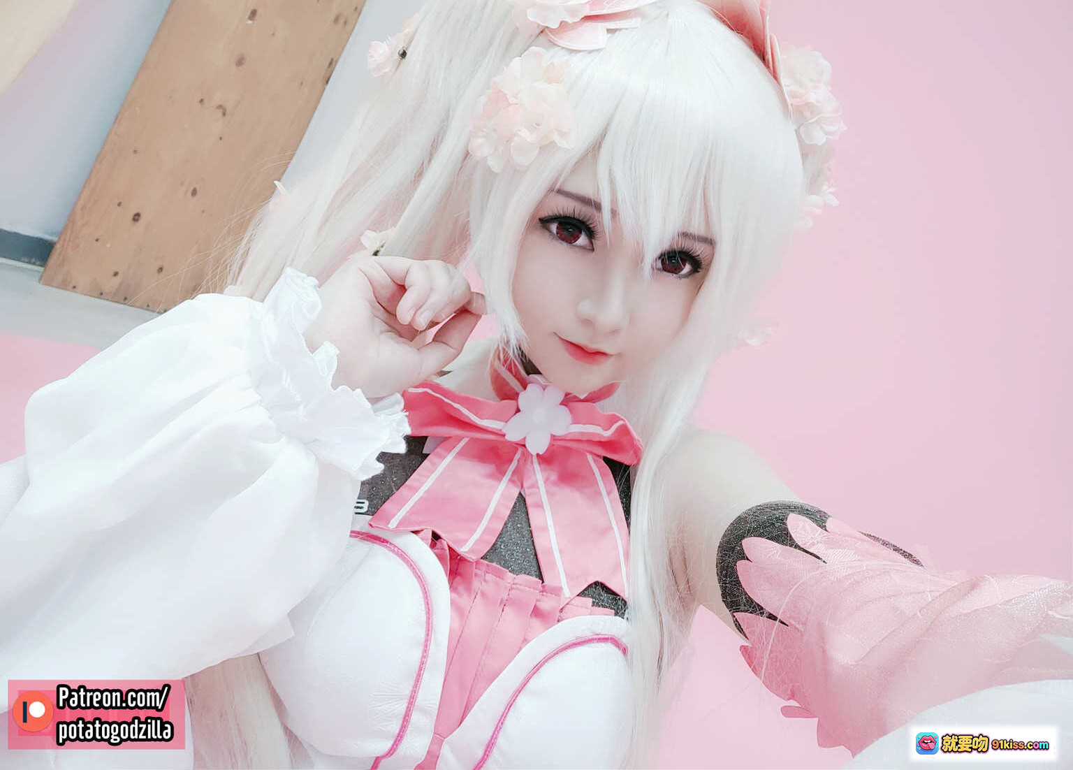 图片[8] - Sakura Miku Cosplay 粉色和风洛丽塔 二次元美少女 甜系樱花主题 48P高清写真集 Potato Godzilla NO.023 - 就要吻