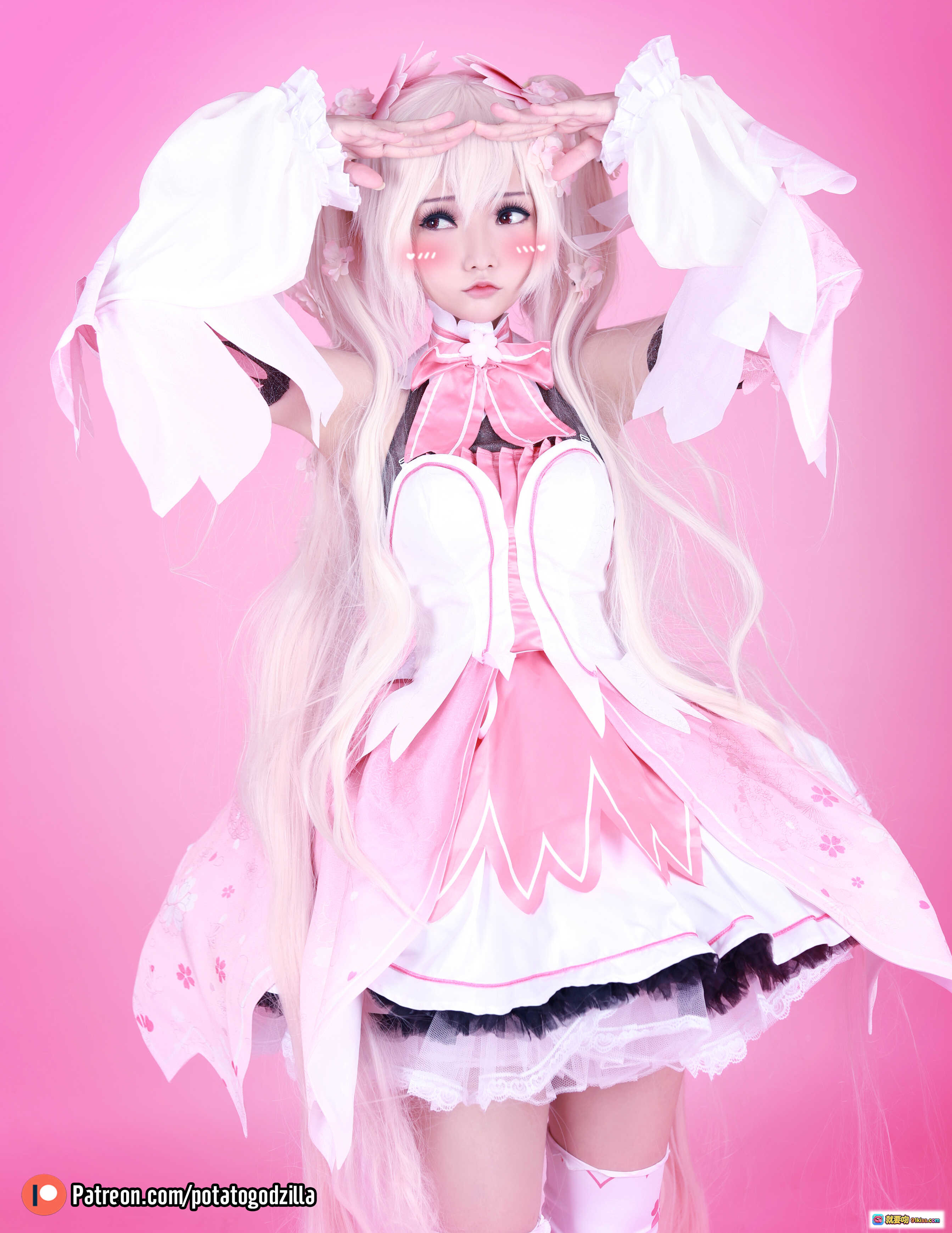 图片[9] - Sakura Miku Cosplay 粉色和风洛丽塔 二次元美少女 甜系樱花主题 48P高清写真集 Potato Godzilla NO.023 - 就要吻