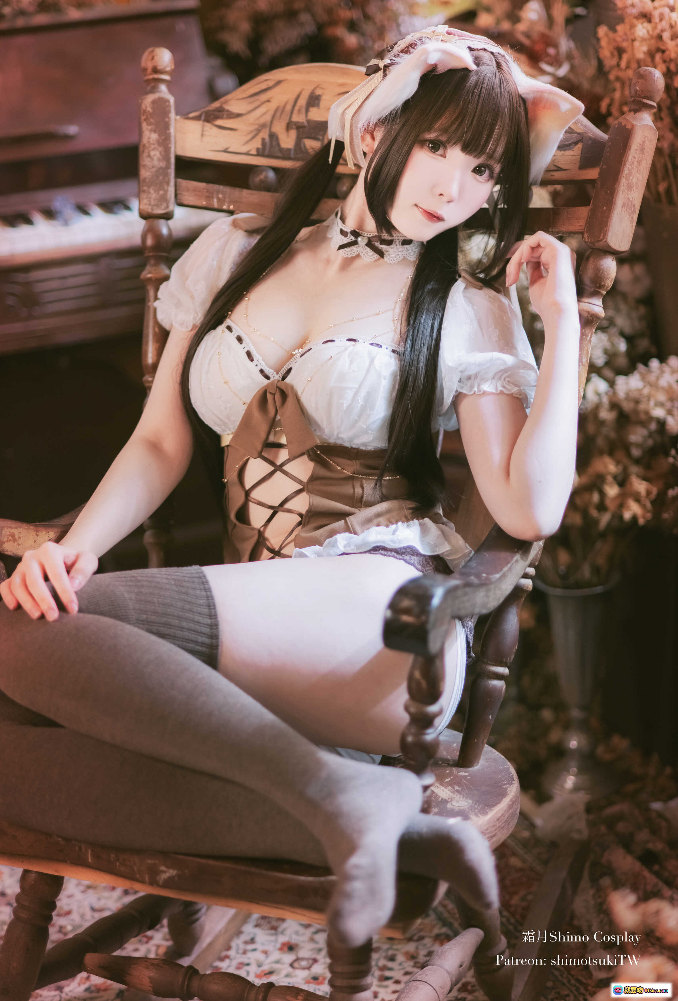 图片[2] - 霜月Shimo Cosplay私房写真｜复古钢琴×干花环绕｜日系少女风｜温柔治愈系穿搭｜NO.016私服3系列 - 就要吻