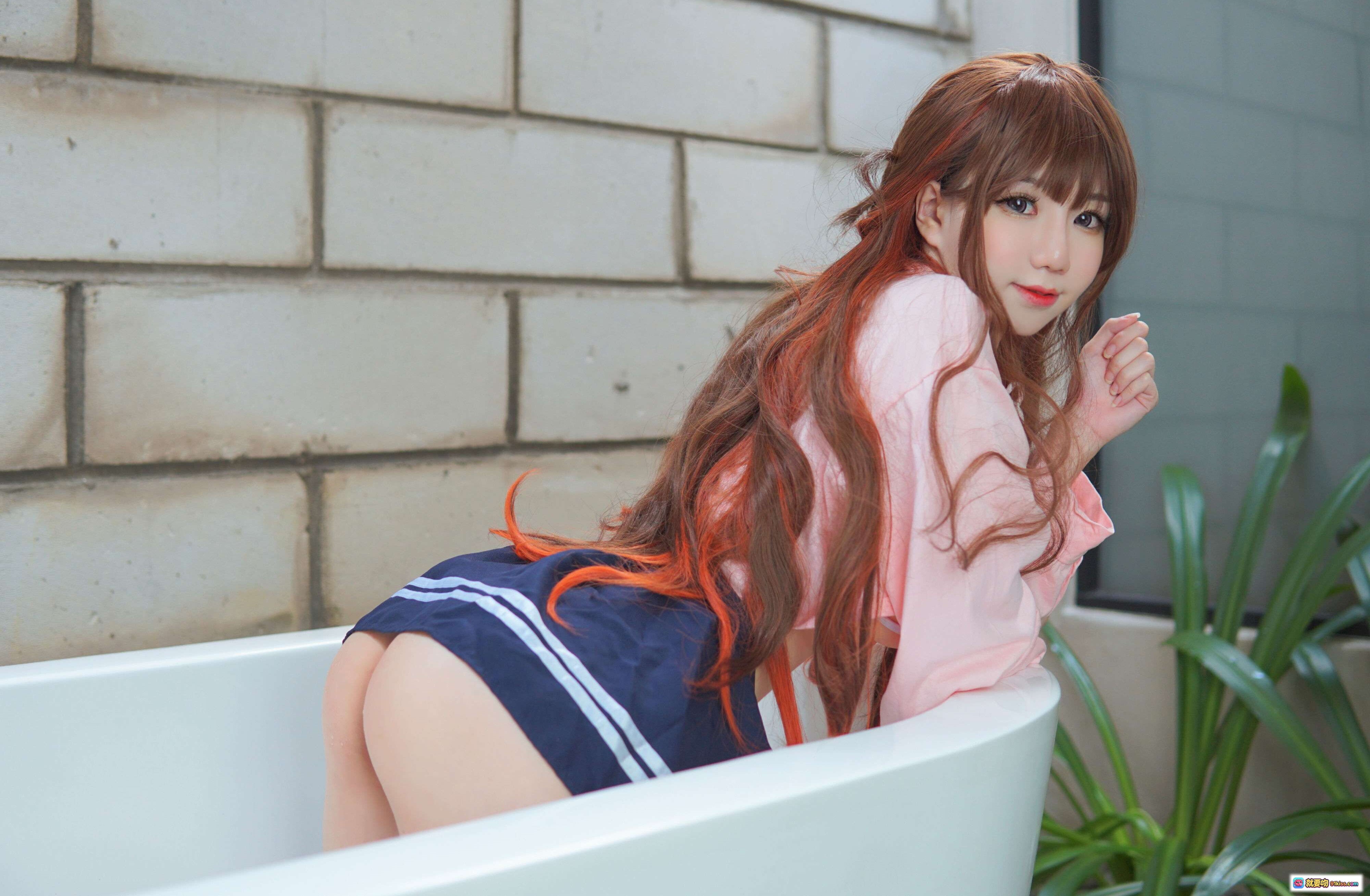 图片[3] - Sally Dorasnow NO.002 Chizuru Kanojo Okarishimasu 粉色连帽衫白比基尼浴缸写真 48P高清美图 - 就要吻