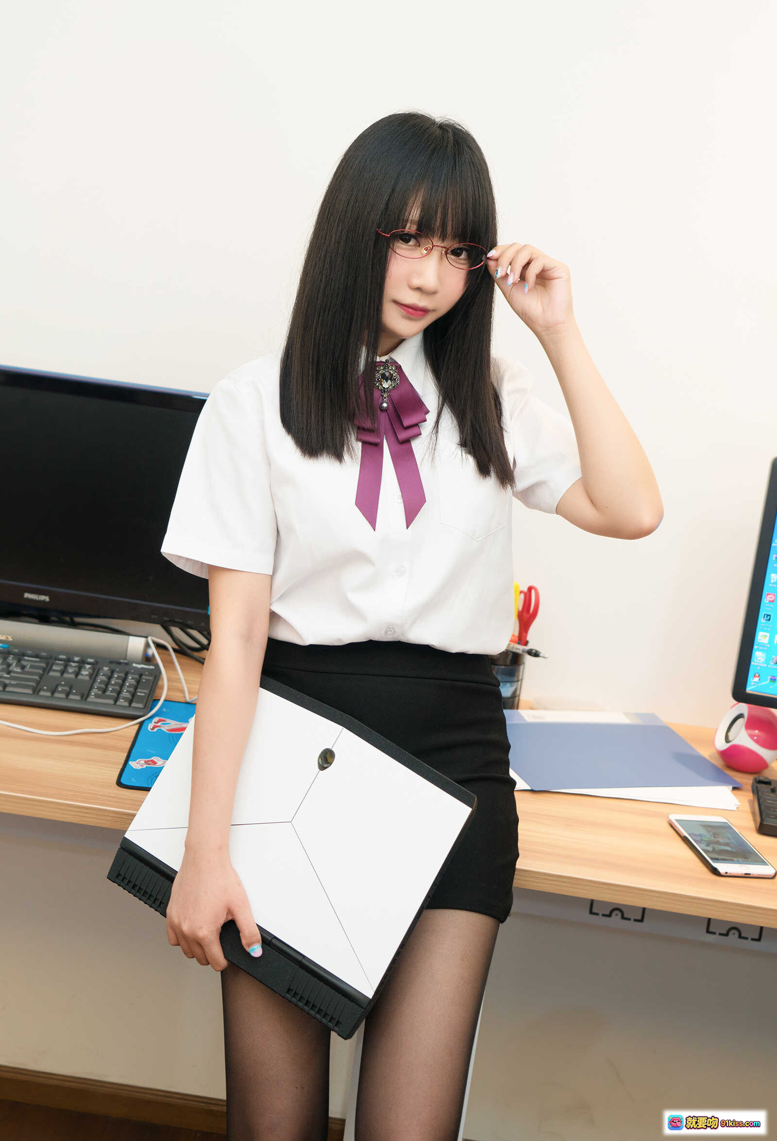 图片[5] - 铭铭Kizami_NO.009 前辈S大课堂 黑丝美腿办公椅写真 47P63MB 高清性感私房照 - 就要吻