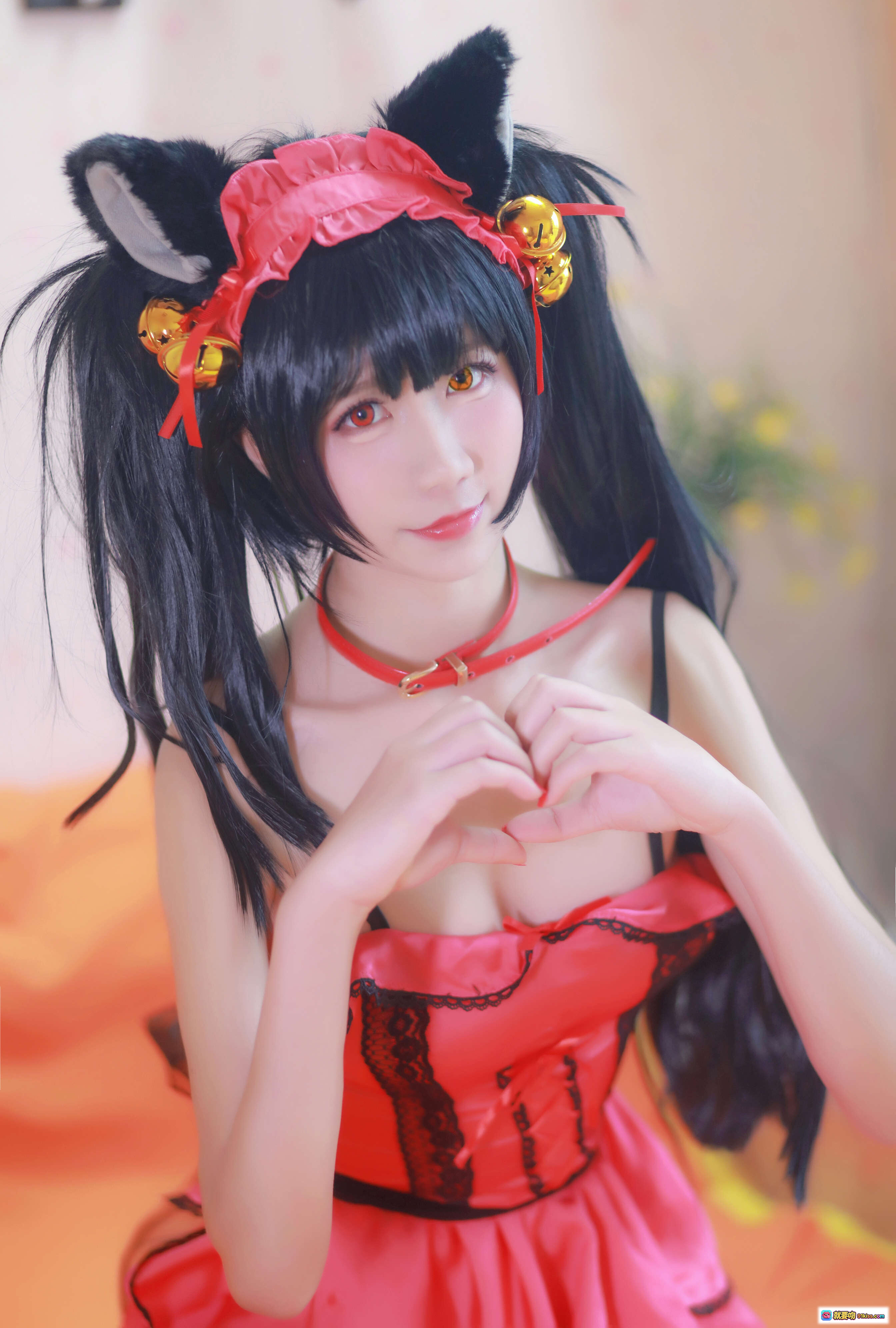 图片[6] - 九曲Jean狂三系列COS写真｜黑发猫耳红裙少女｜精致妆容甜美诱惑｜30P高清图集 - 就要吻