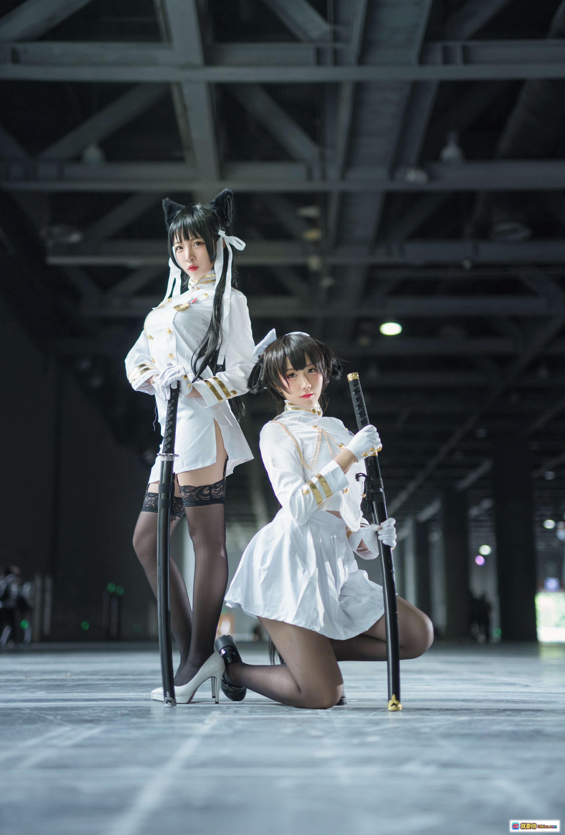 碧蓝航线爱宕高雄cosplay写真｜九曲Jean NO.004 白色制服猫耳双刀少女 14P高清图集 - 就要吻