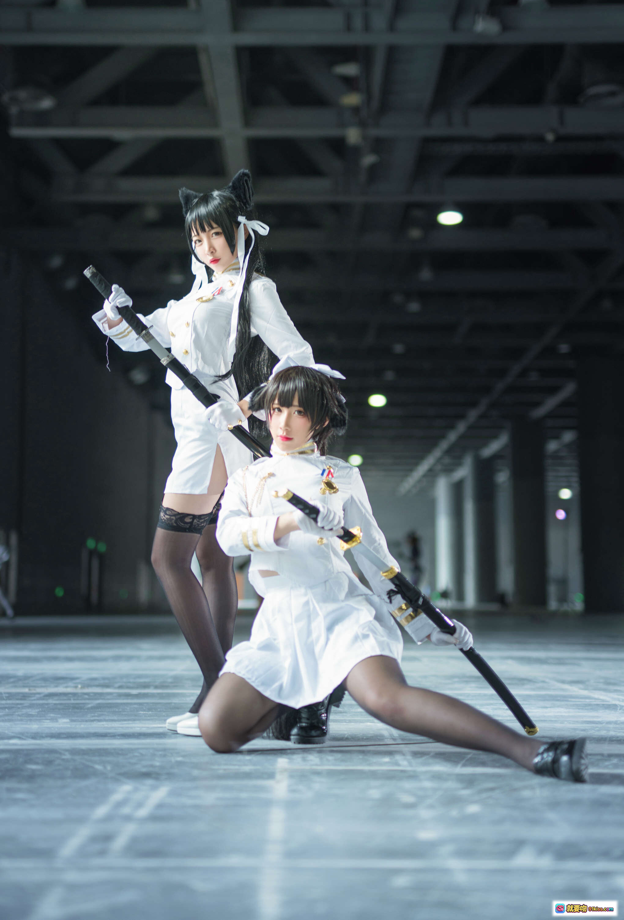 图片[4] - 碧蓝航线爱宕高雄cosplay写真｜九曲Jean NO.004 白色制服猫耳双刀少女 14P高清图集 - 就要吻