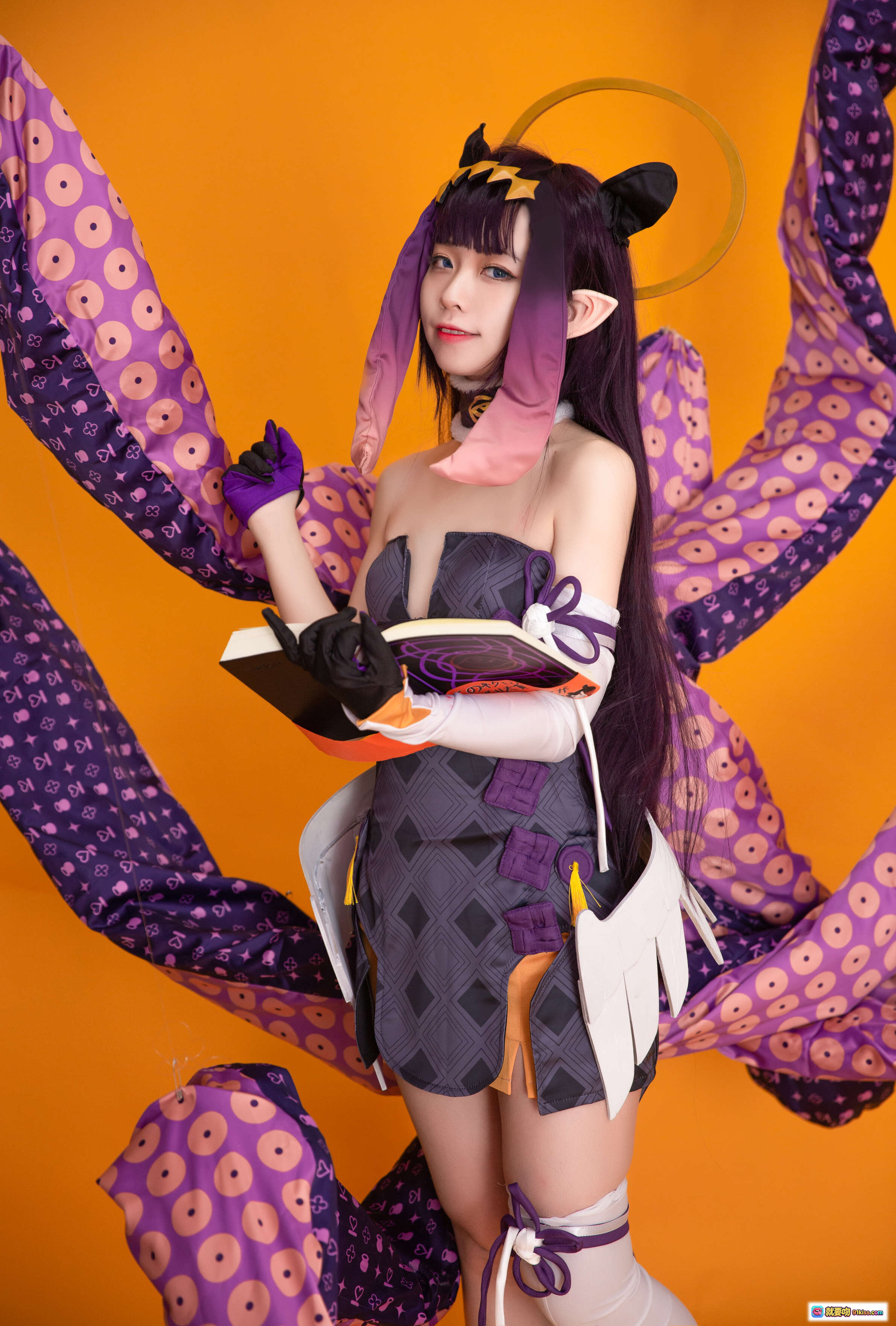 图片[6] - G44不会受伤 NO.036 一伊那尔栖 Cosplay 紫发恶魔角 白翼黑裙 高筒袜木屐 万圣节风 24P高清图集 - 就要吻